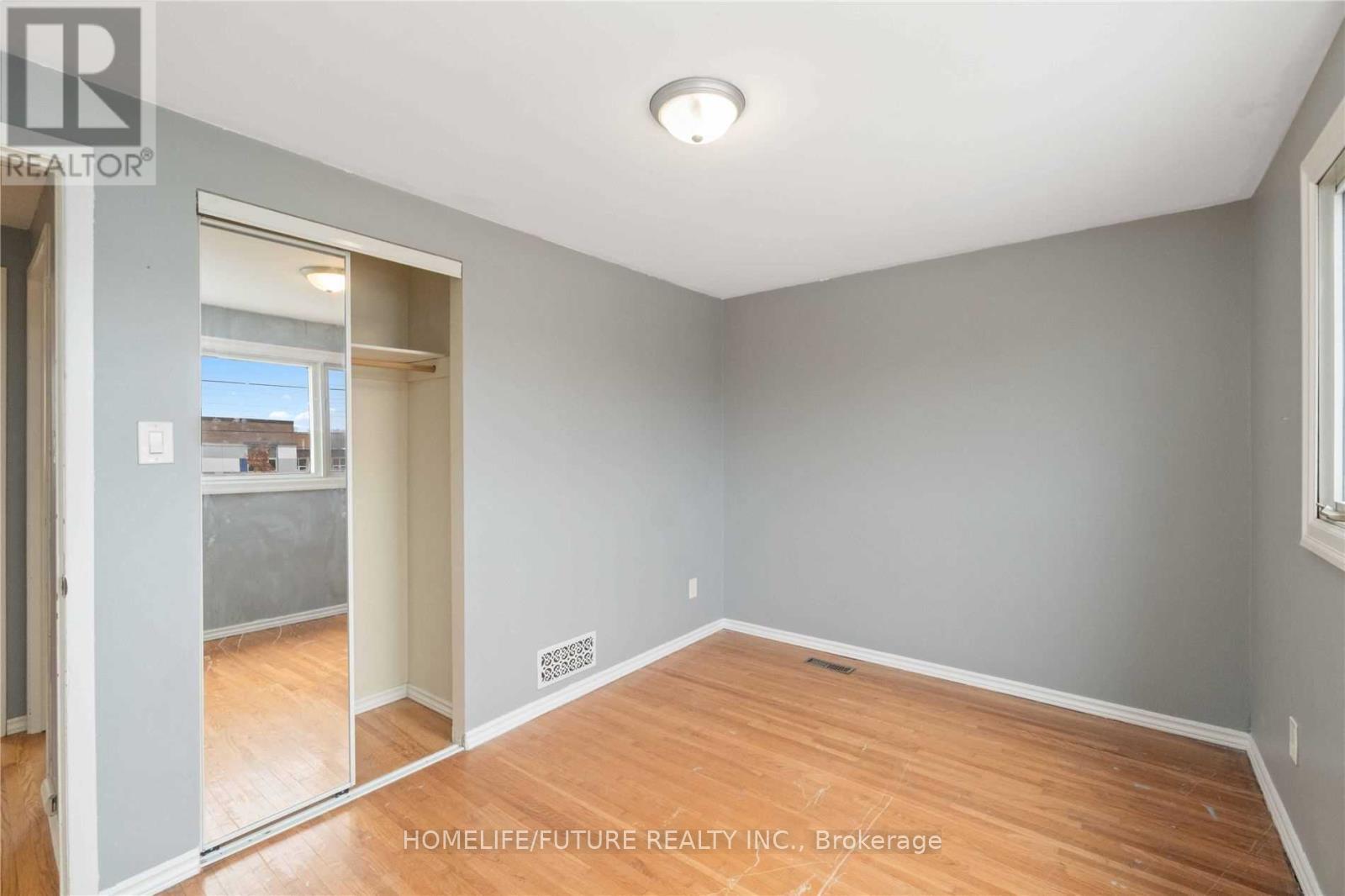 Photo 9 of 210 Harmony Road N, Oshawa, Eastdale — HOMEH