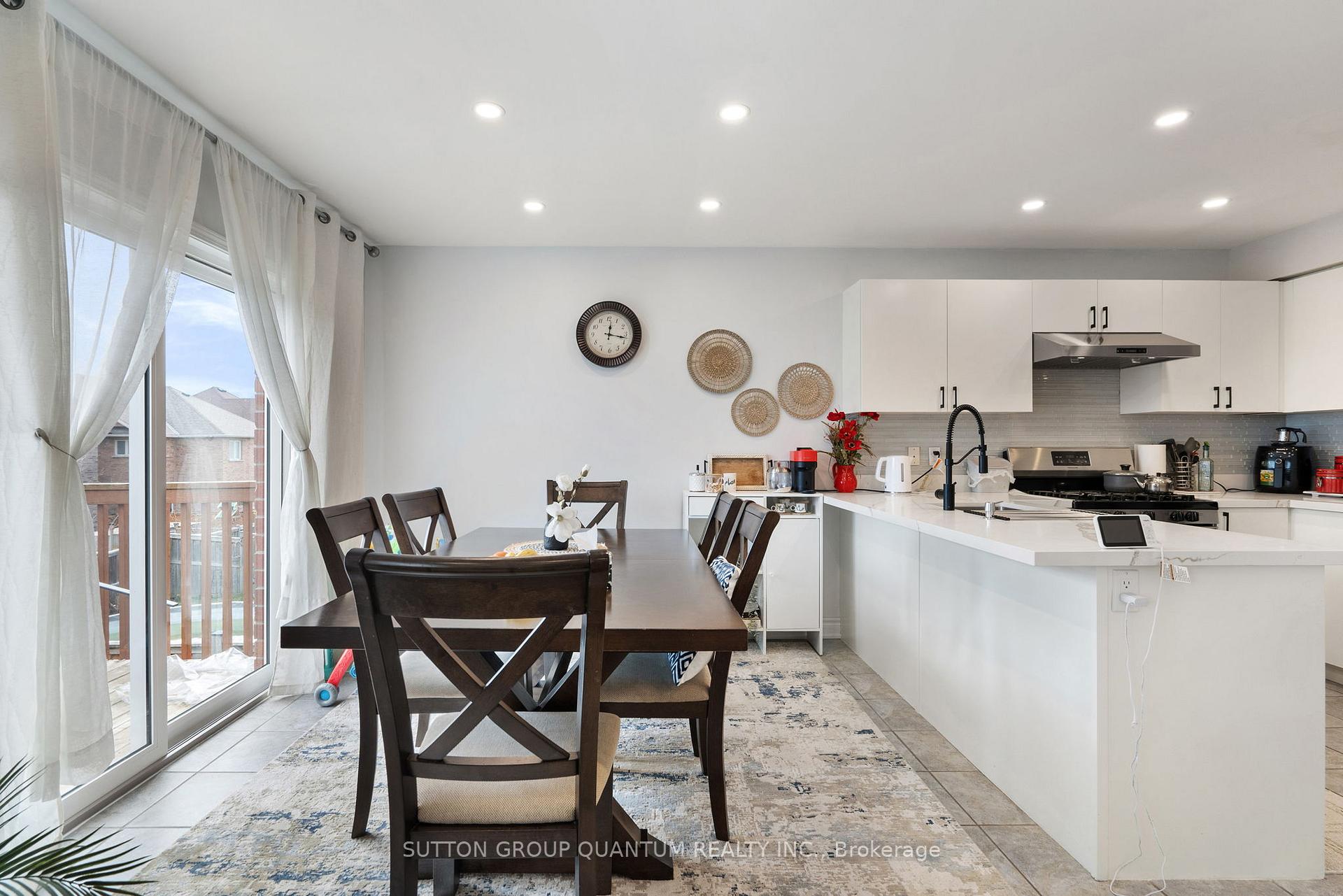 Photo 8 of 2071 McFadden Street, Innisfil, Alcona — HOMEH