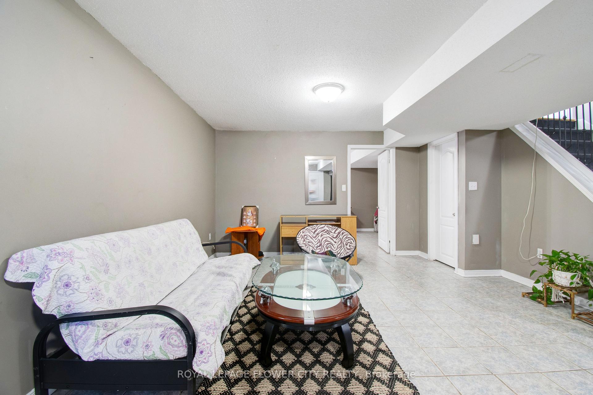 Photo 32 of 82 Mint Leaf Boulevard, Brampton, Sandringham-Wellington — HOMEH