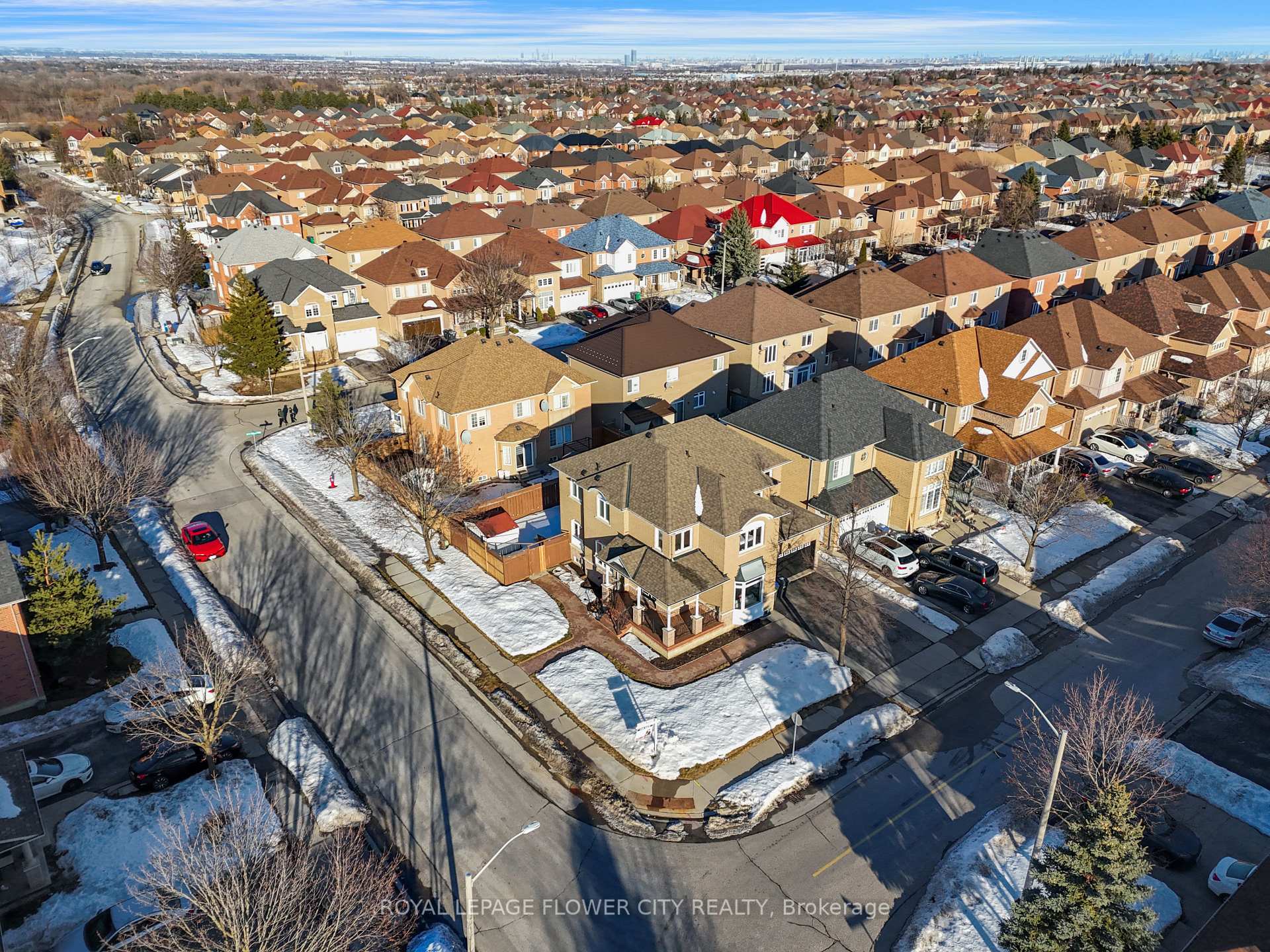 Photo 39 of 82 Mint Leaf Boulevard, Brampton, Sandringham-Wellington — HOMEH