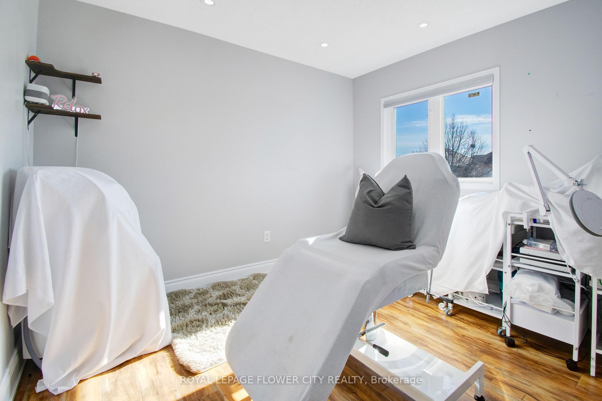 Photo 38 of 82 Mint Leaf Boulevard, Brampton, Sandringham-Wellington — HOMEH