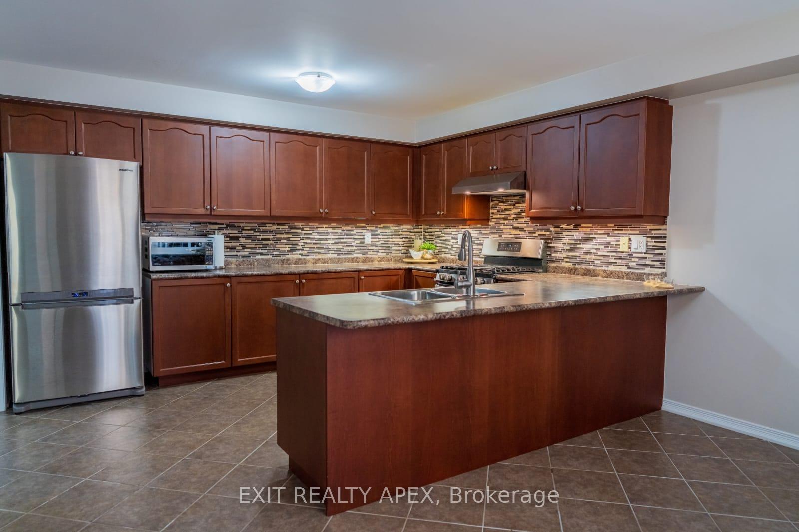 Photo 15 of 90 Norwich Rd, Breslau, Woolwich, Breslau — HOMEH