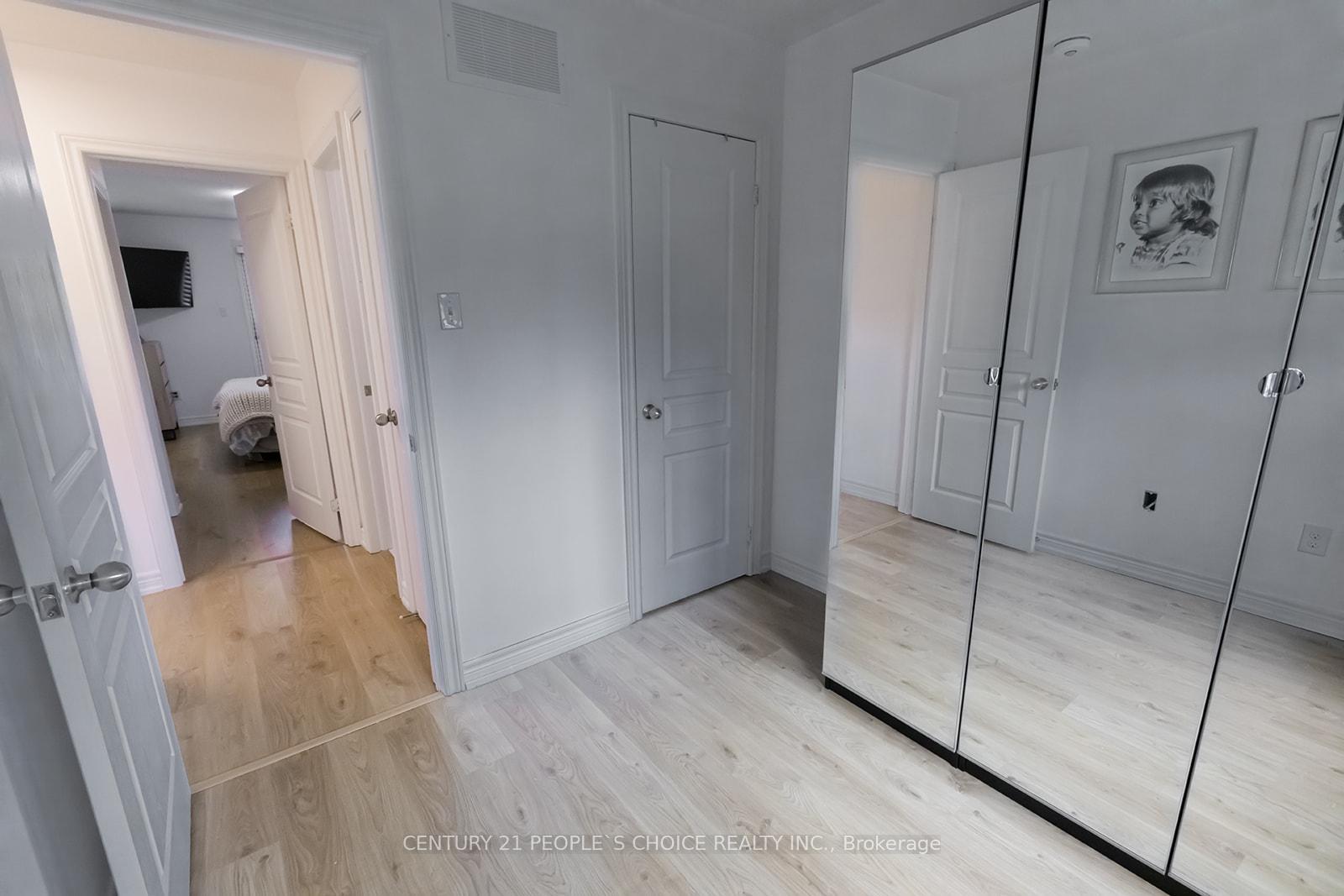 Photo 22 of 102 Roy Grove Way, Markham, Greensborough — HOMEH
