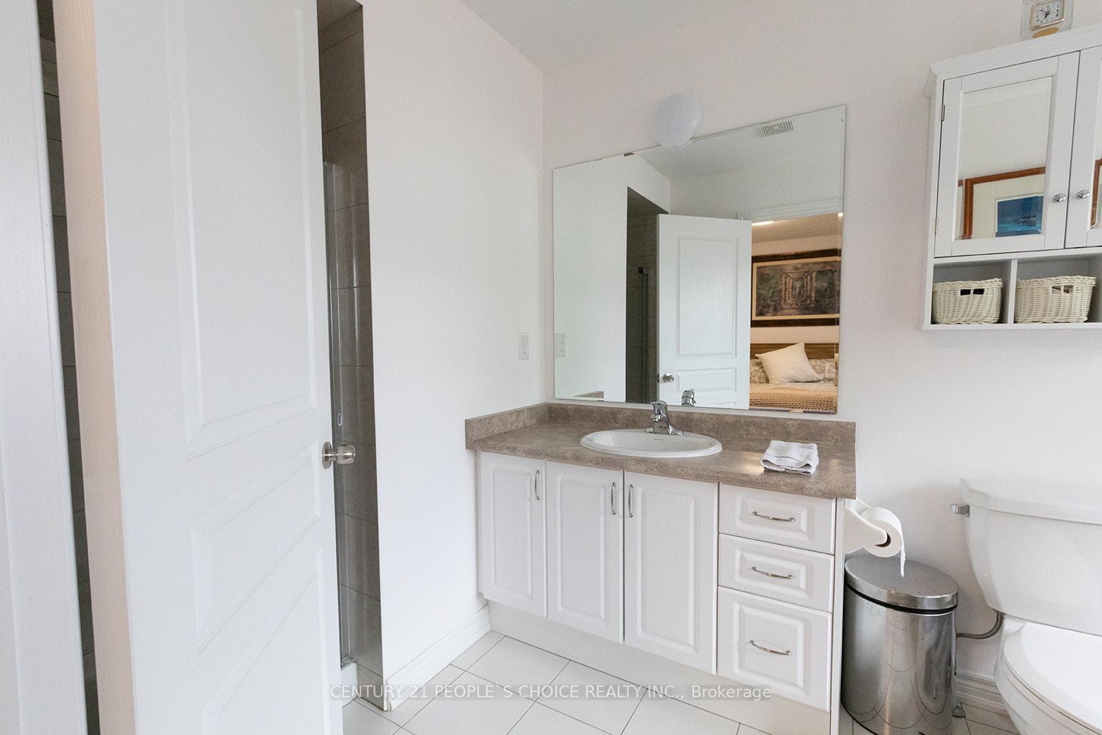 Photo 29 of 102 Roy Grove Way, Markham, Greensborough — HOMEH