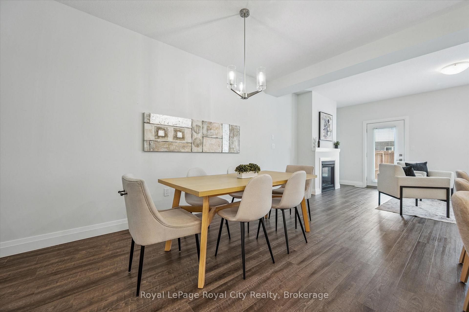 Photo 6 of 34 Wideman Boulevard, Guelph, Victoria North — HOMEH