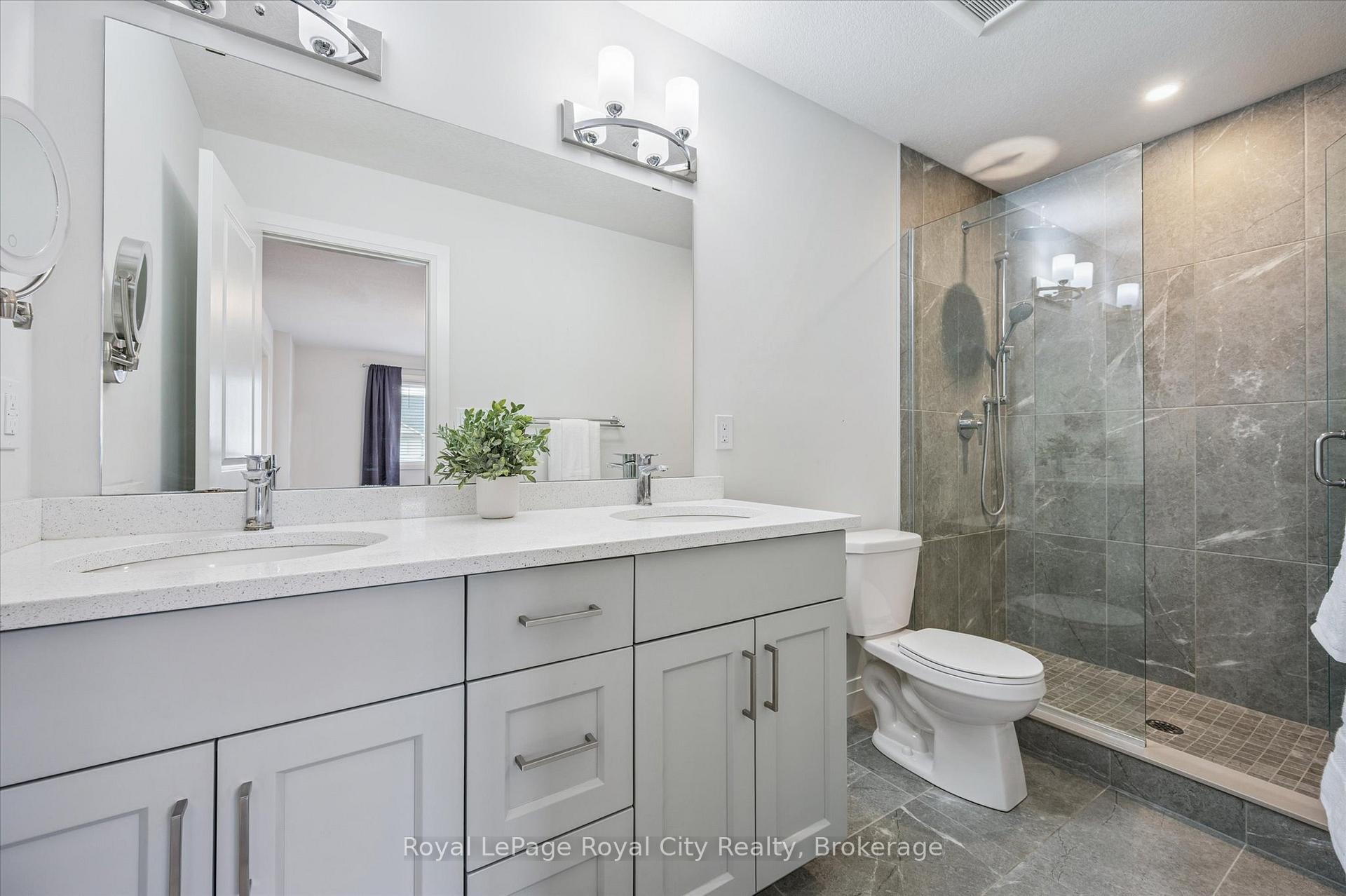 Photo 23 of 34 Wideman Boulevard, Guelph, Victoria North — HOMEH