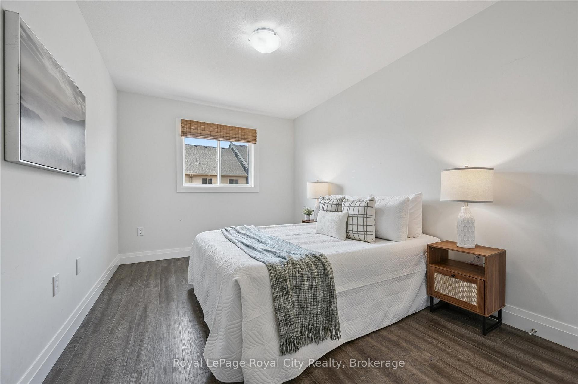Photo 28 of 34 Wideman Boulevard, Guelph, Victoria North — HOMEH