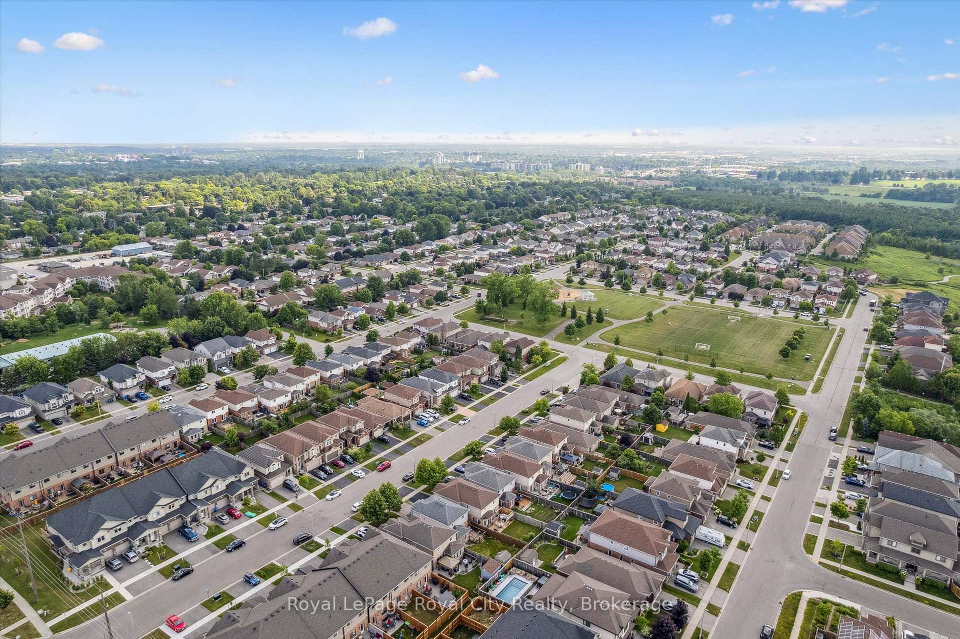 Photo 35 of 34 Wideman Boulevard, Guelph, Victoria North — HOMEH