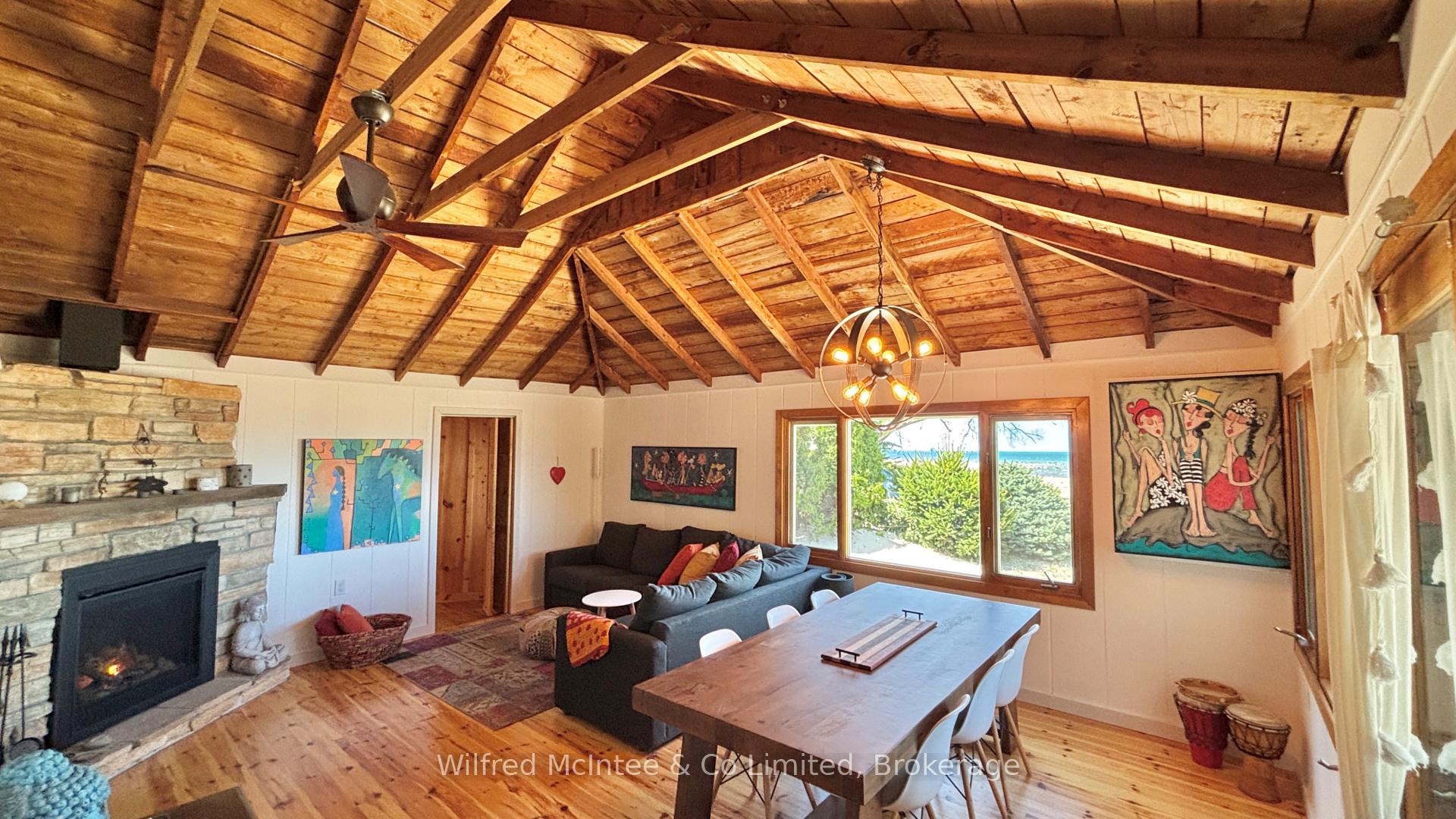 Photo 18 of 16 Shore Road, Vaughan, Vellore Village — HOMEH