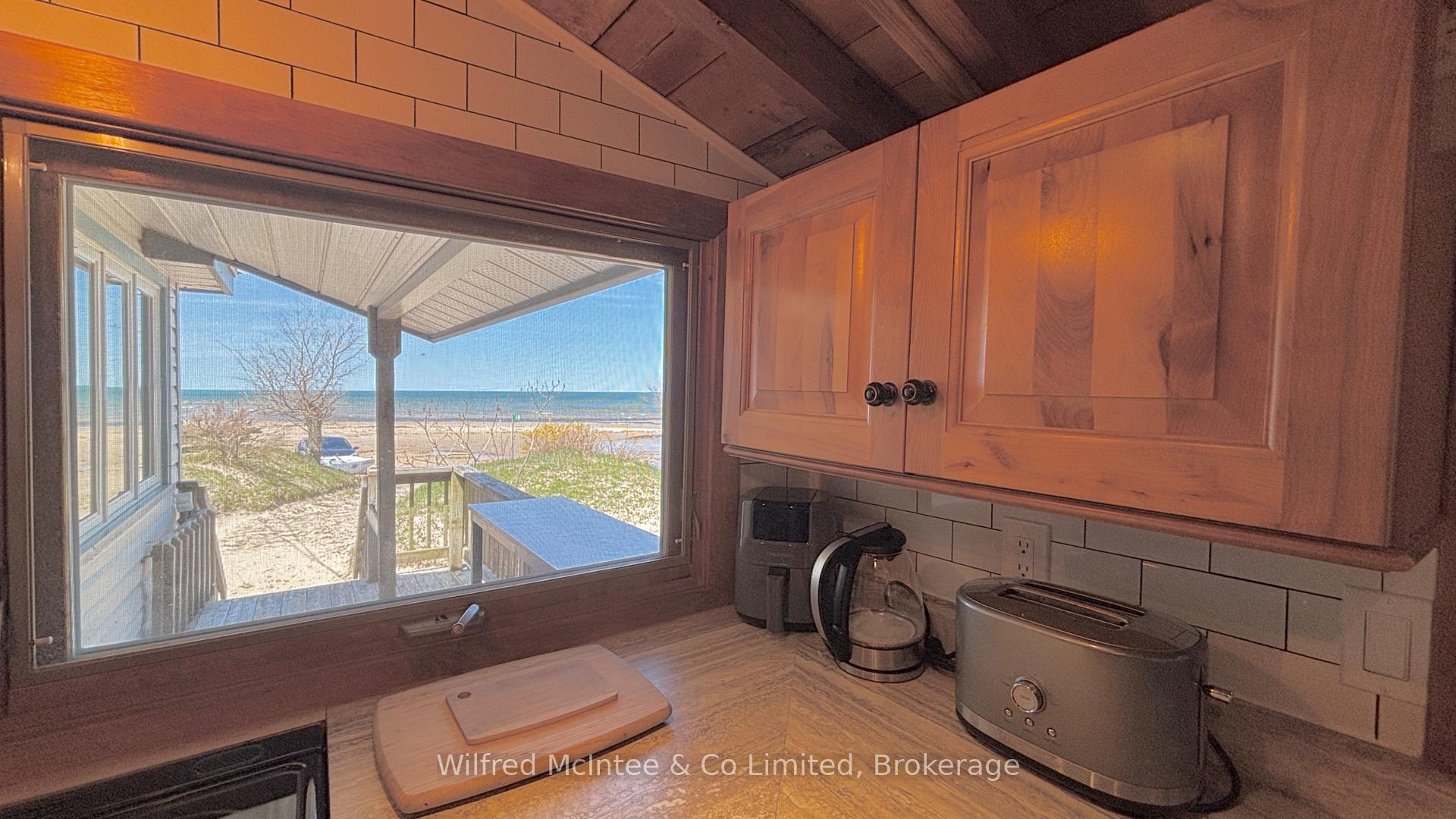 Photo 27 of 16 Shore Road, Vaughan, Vellore Village — HOMEH