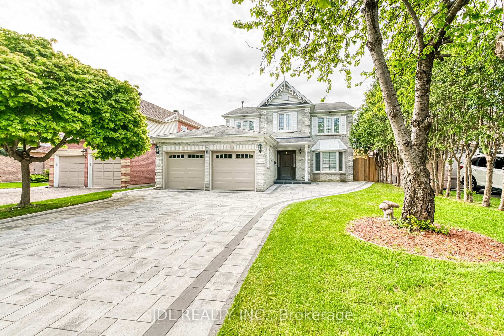Photo 4 of 11 Heatherwood Crescent, Markham, Unionville — HOMEH