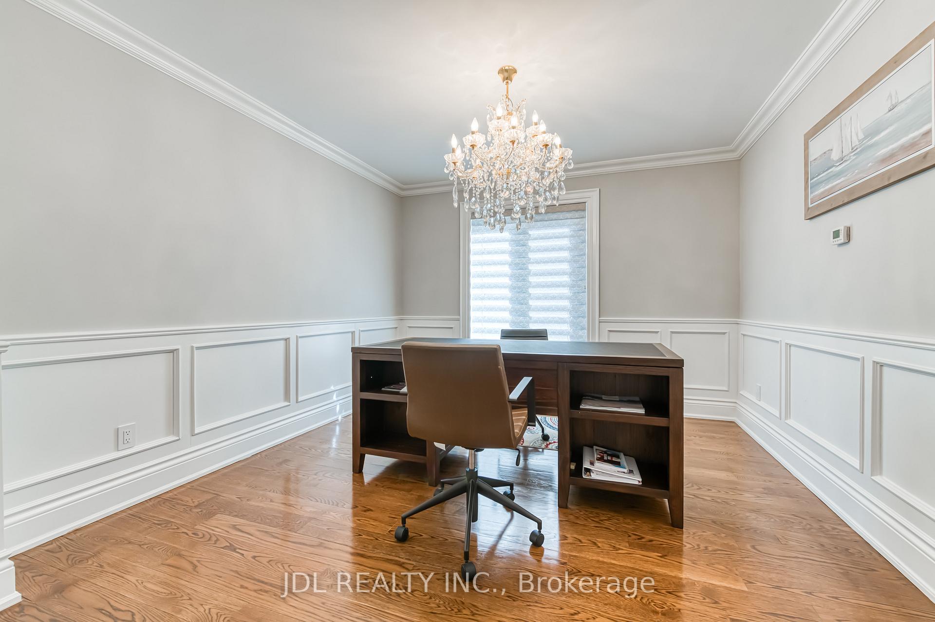 Photo 6 of 11 Heatherwood Crescent, Markham, Unionville — HOMEH