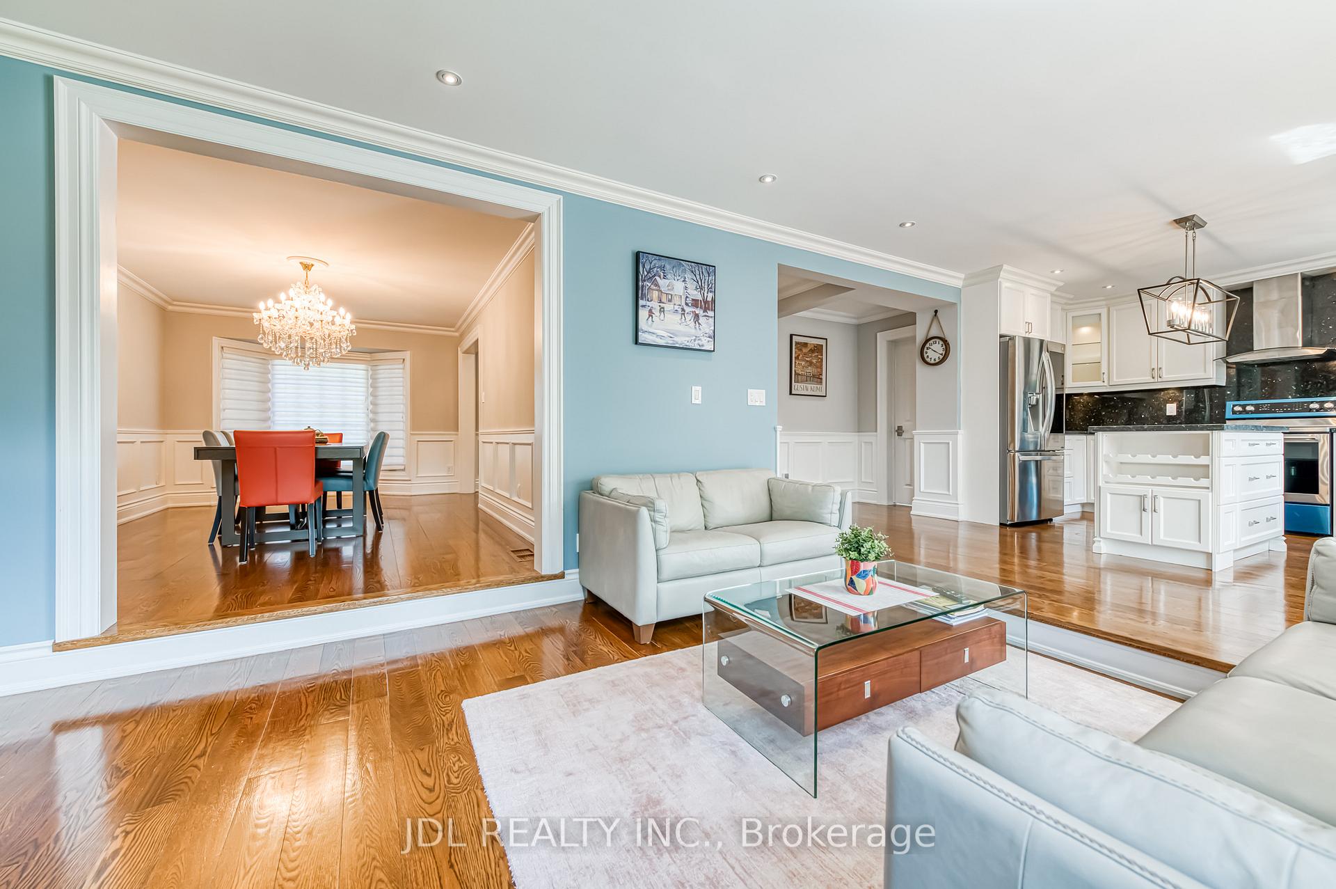 Photo 20 of 11 Heatherwood Crescent, Markham, Unionville — HOMEH