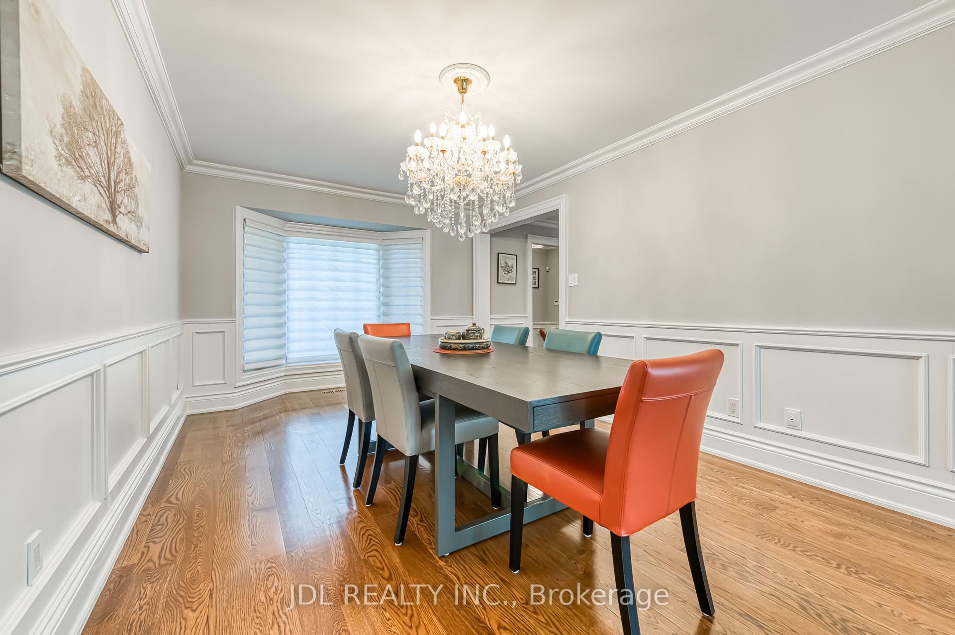 Photo 23 of 11 Heatherwood Crescent, Markham, Unionville — HOMEH