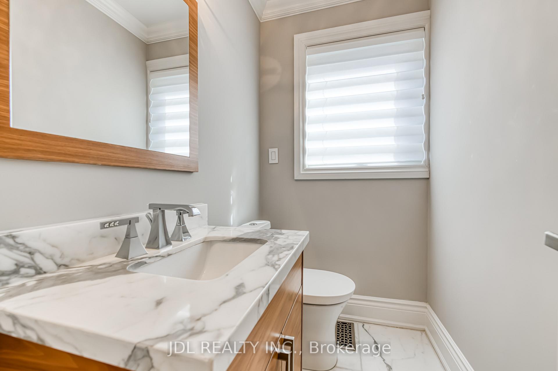 Photo 19 of 11 Heatherwood Crescent, Markham, Unionville — HOMEH