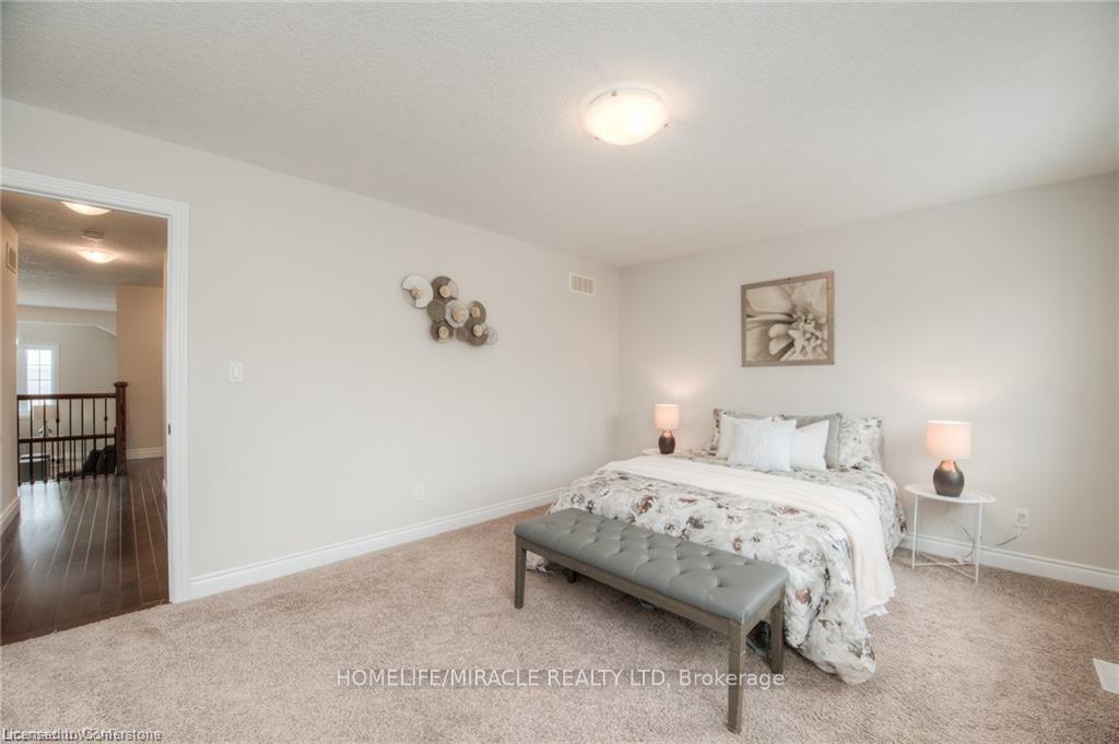 Photo 3 of 313 Zeller Drive, Kitchener, Grand River South — HOMEH