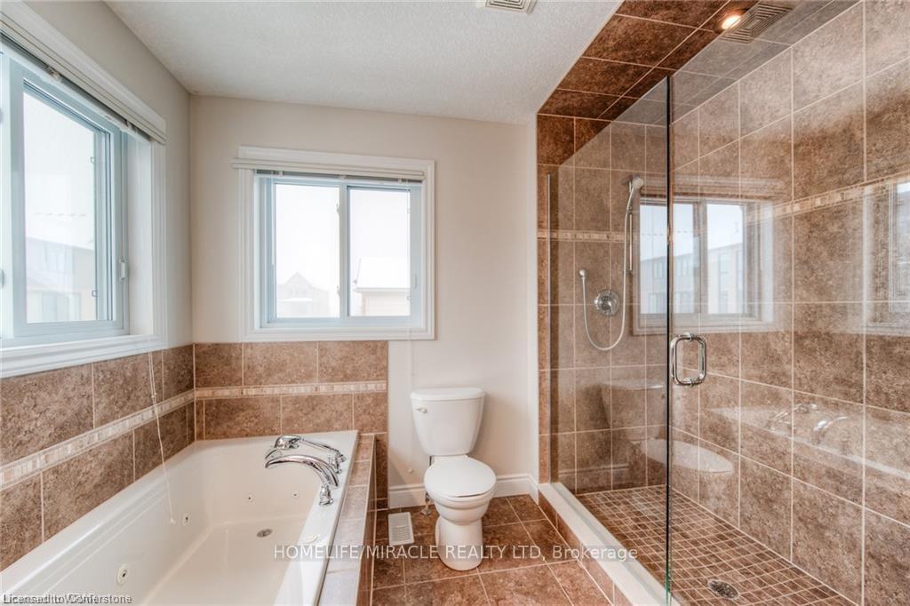 Photo 5 of 313 Zeller Drive, Kitchener, Grand River South — HOMEH