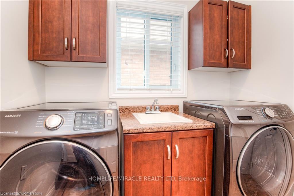 Photo 12 of 313 Zeller Drive, Kitchener, Grand River South — HOMEH