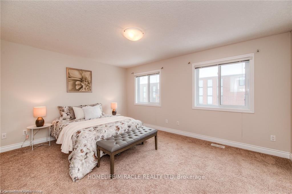 Photo 11 of 313 Zeller Drive, Kitchener, Grand River South — HOMEH