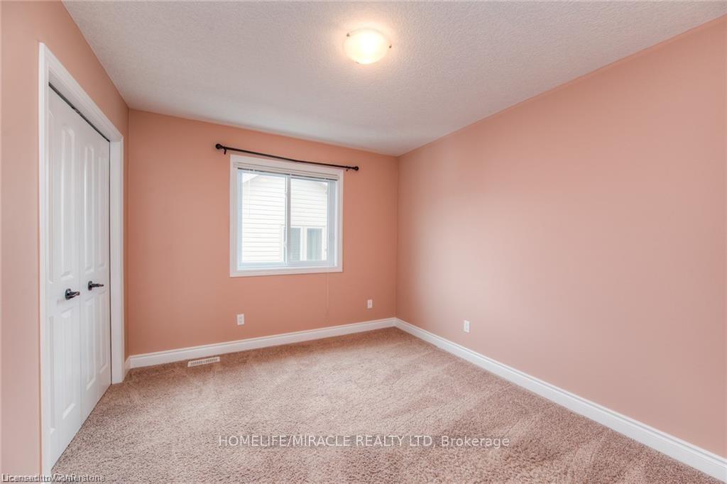 Photo 13 of 313 Zeller Drive, Kitchener, Grand River South — HOMEH