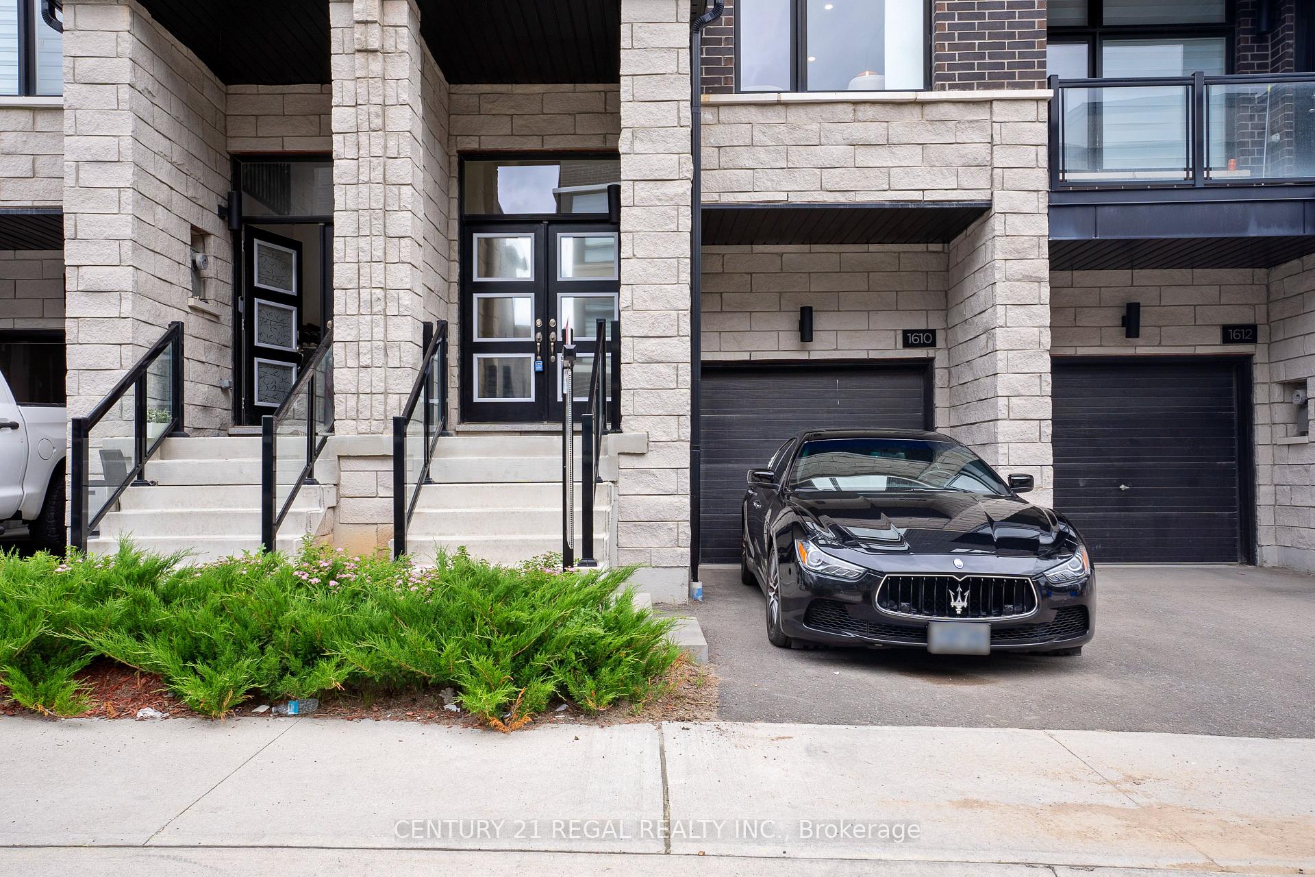 Front of 1610 Moonbeam Glen