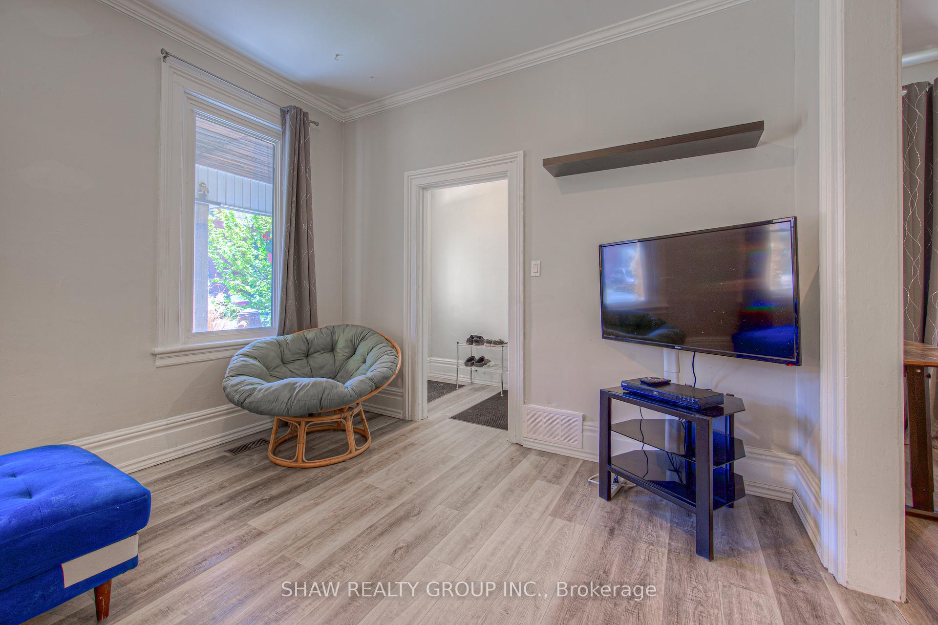 Photo 7 of 89 Park Avenue, Brantford — HOMEH