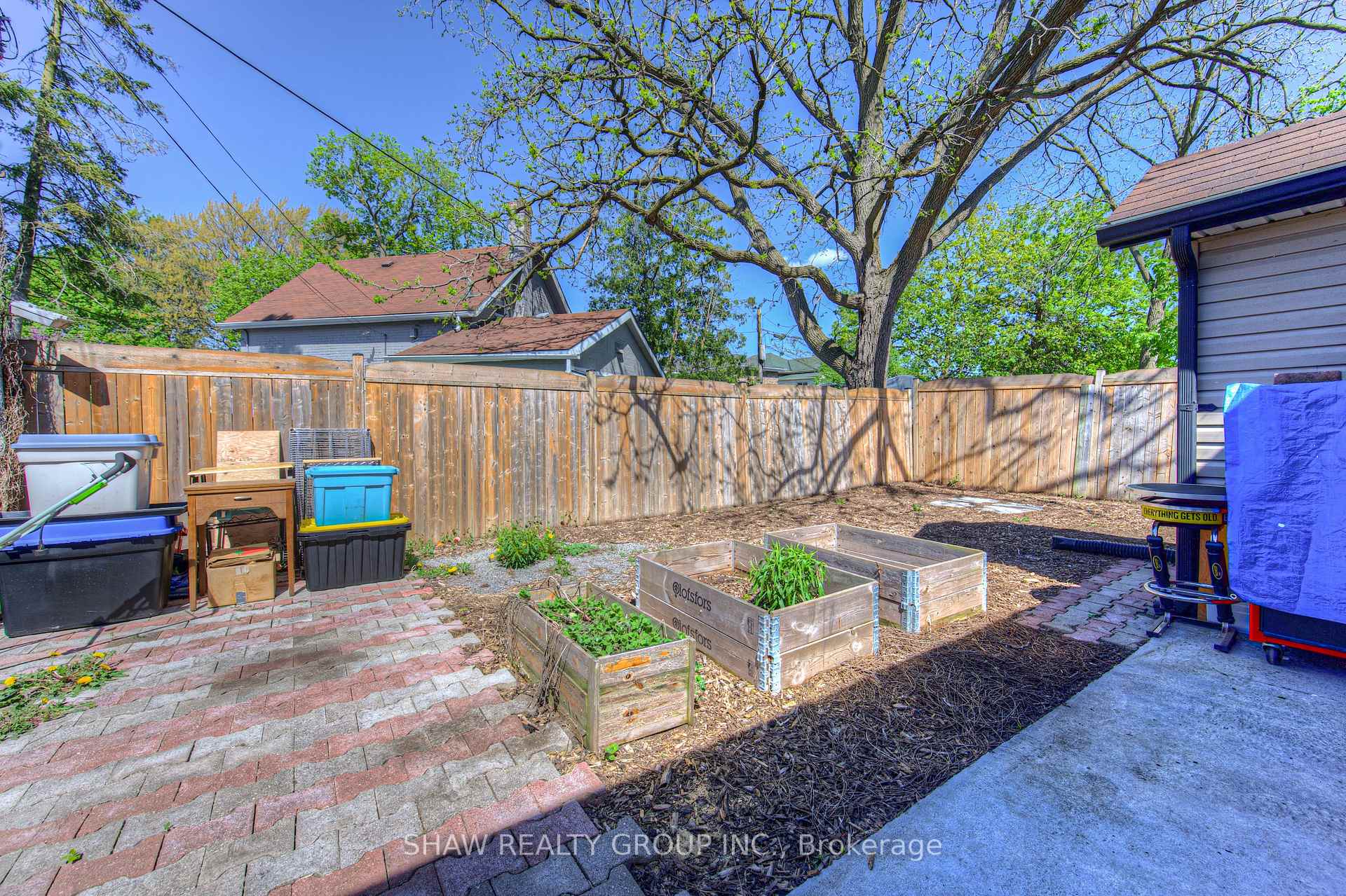Photo 23 of 89 Park Avenue, Brantford — HOMEH