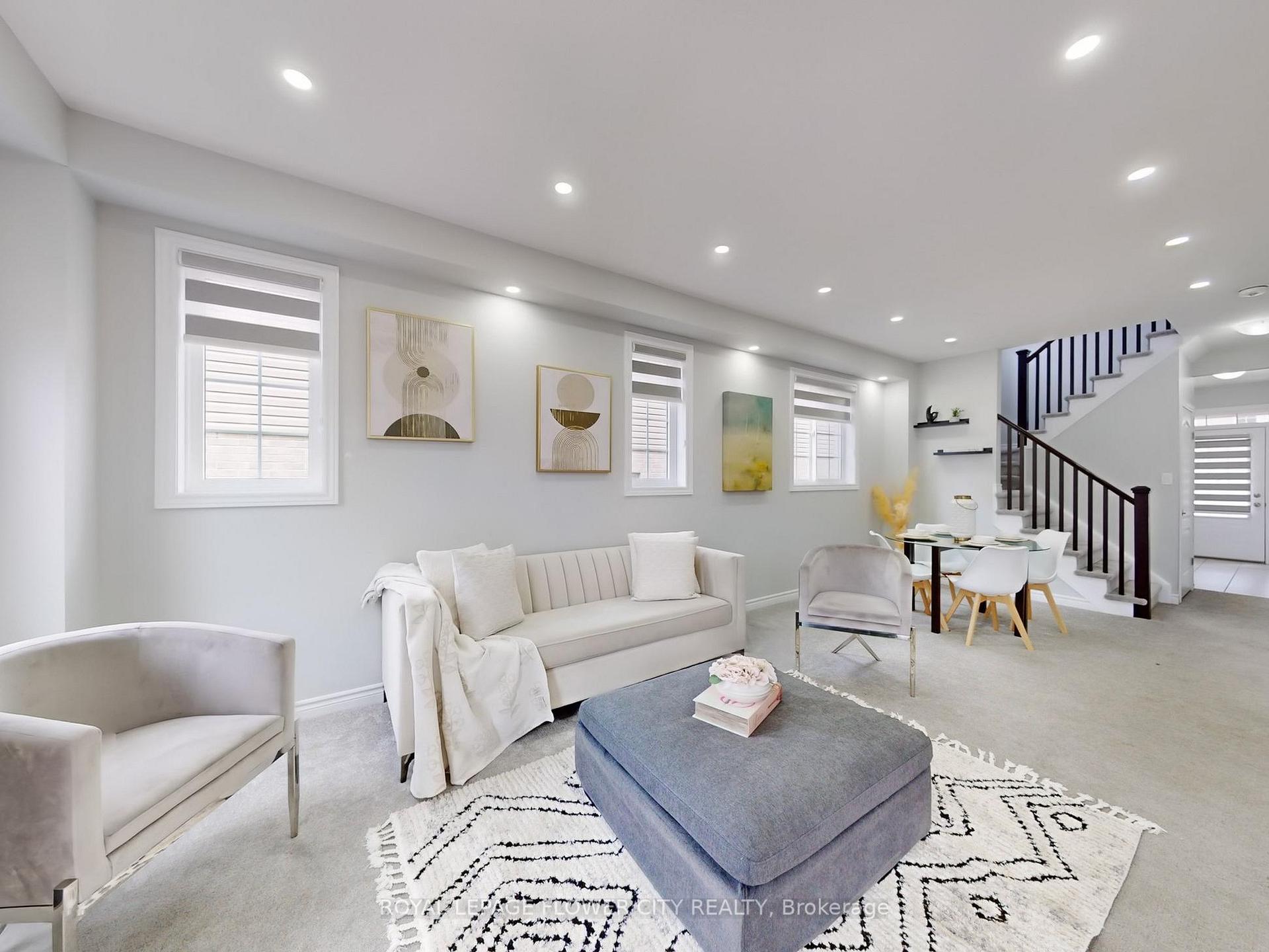 Photo 10 of 22 Gleason Crescent, Kitchener — HOMEH