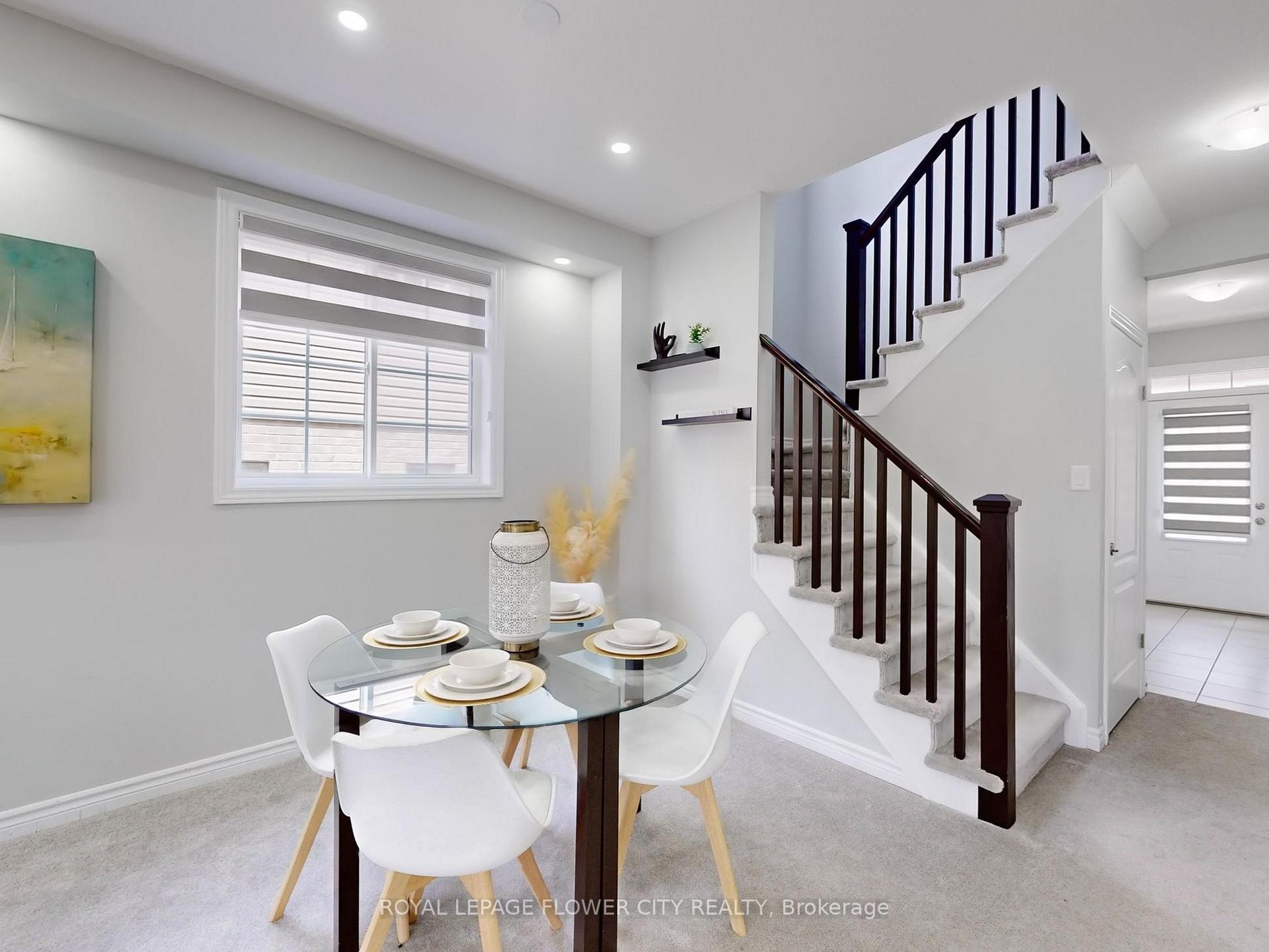 Photo 12 of 22 Gleason Crescent, Kitchener — HOMEH