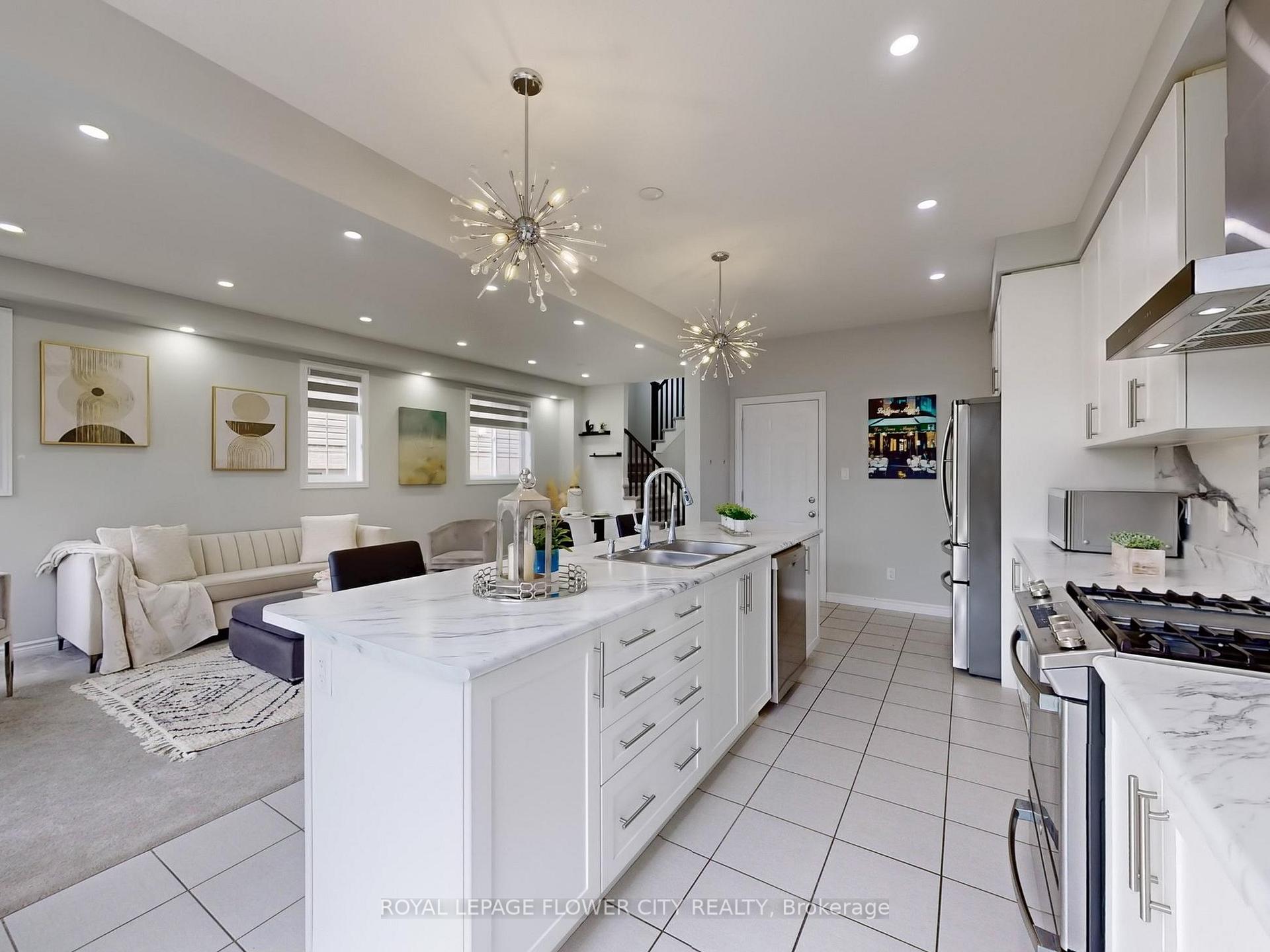 Photo 17 of 22 Gleason Crescent, Kitchener — HOMEH