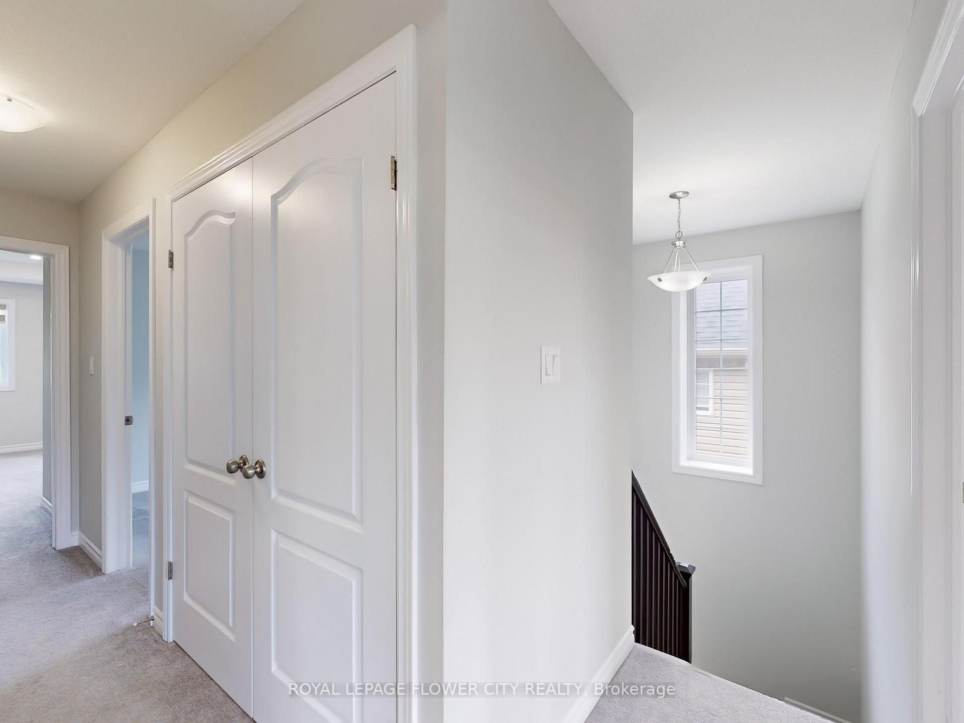 Photo 23 of 22 Gleason Crescent, Kitchener — HOMEH