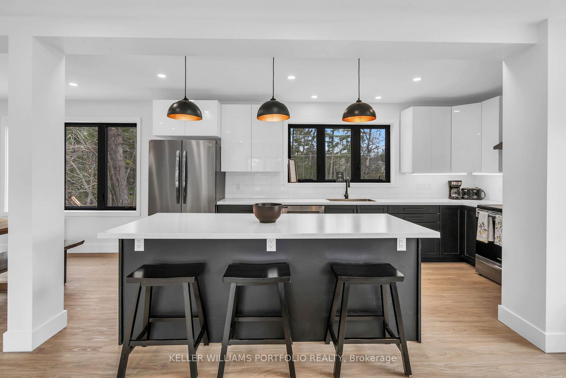 Photo 10 of 2 Grosvenor Drive, Tiny, Rural Tiny — HOMEH