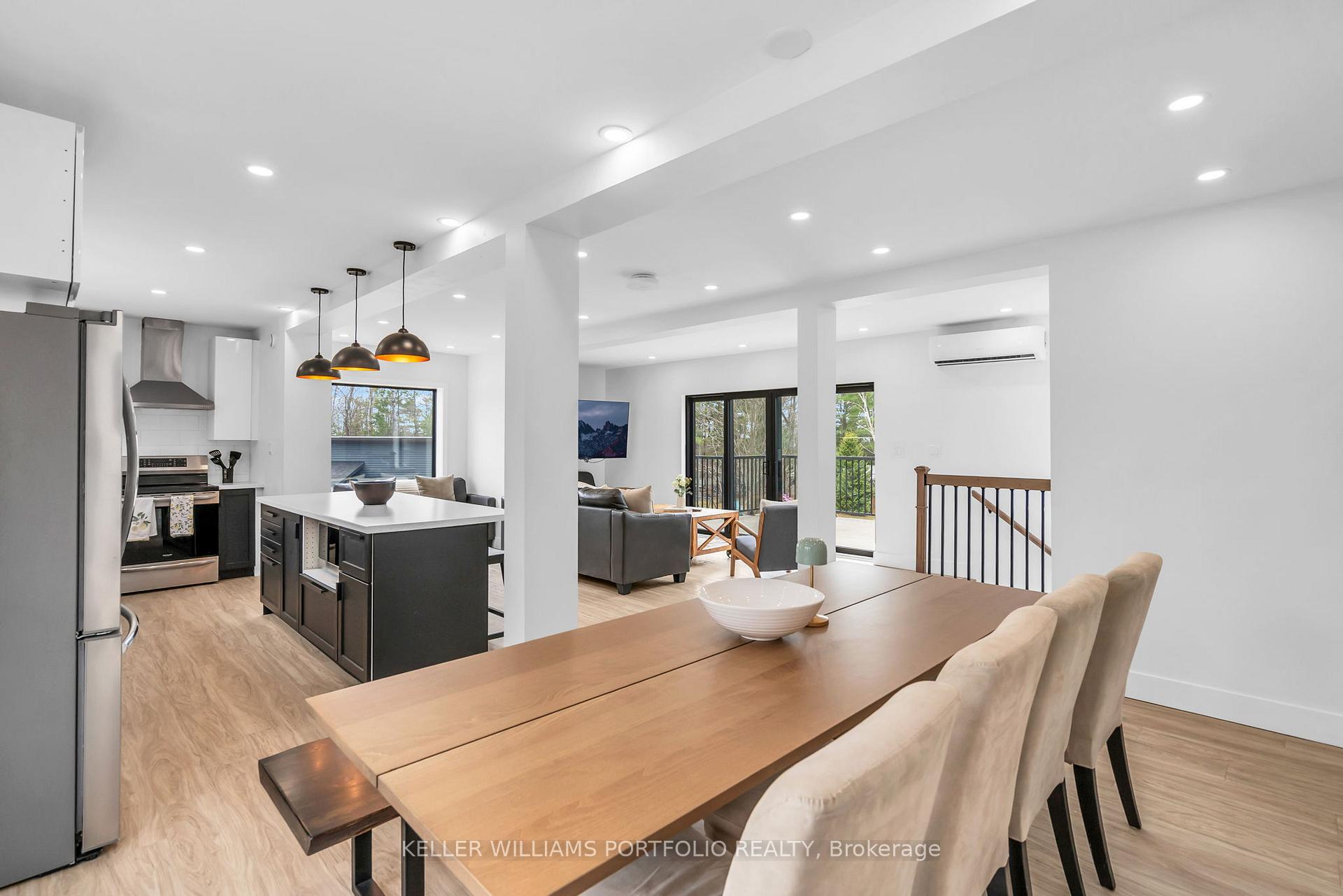 Photo 18 of 2 Grosvenor Drive, Tiny, Rural Tiny — HOMEH