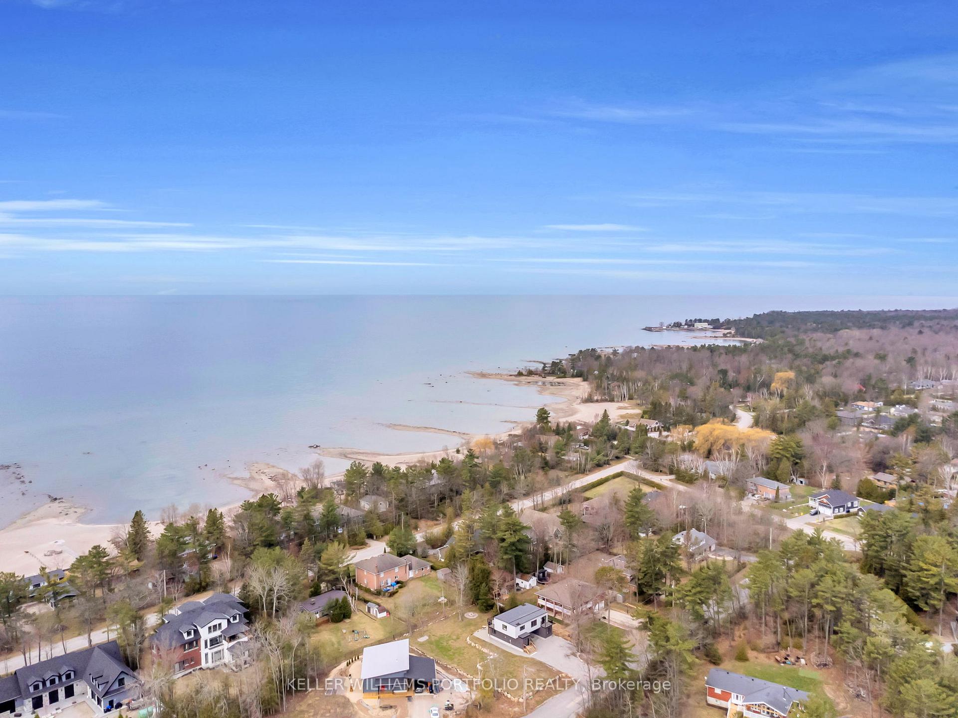 Photo 37 of 2 Grosvenor Drive, Tiny, Rural Tiny — HOMEH