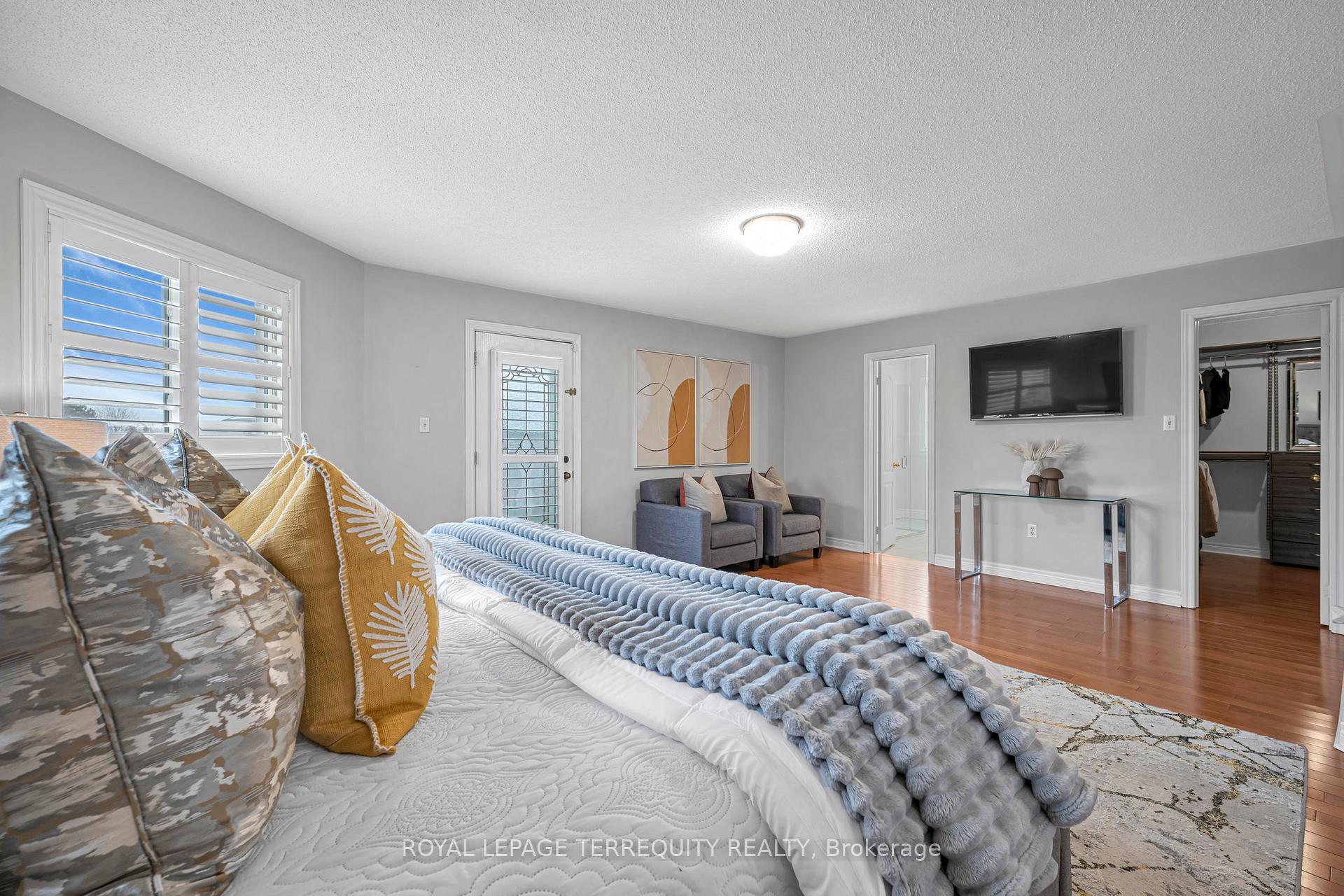 Photo 26 of 31 Brockman Crescent, Ajax, Central West — HOMEH