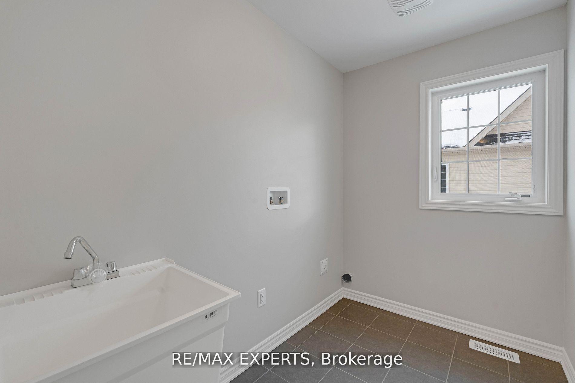 Photo 28 of 282 Springfield Crescent, Clearview, Stayner — HOMEH