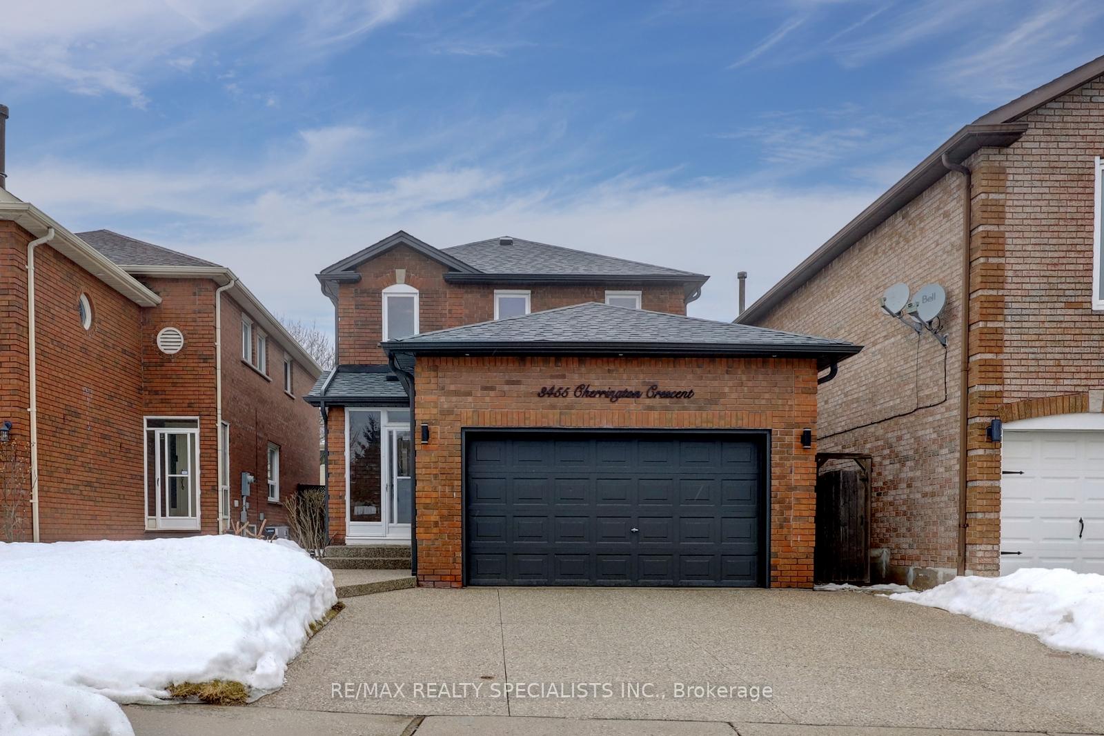 Front of 3455 Cherrington Crescent