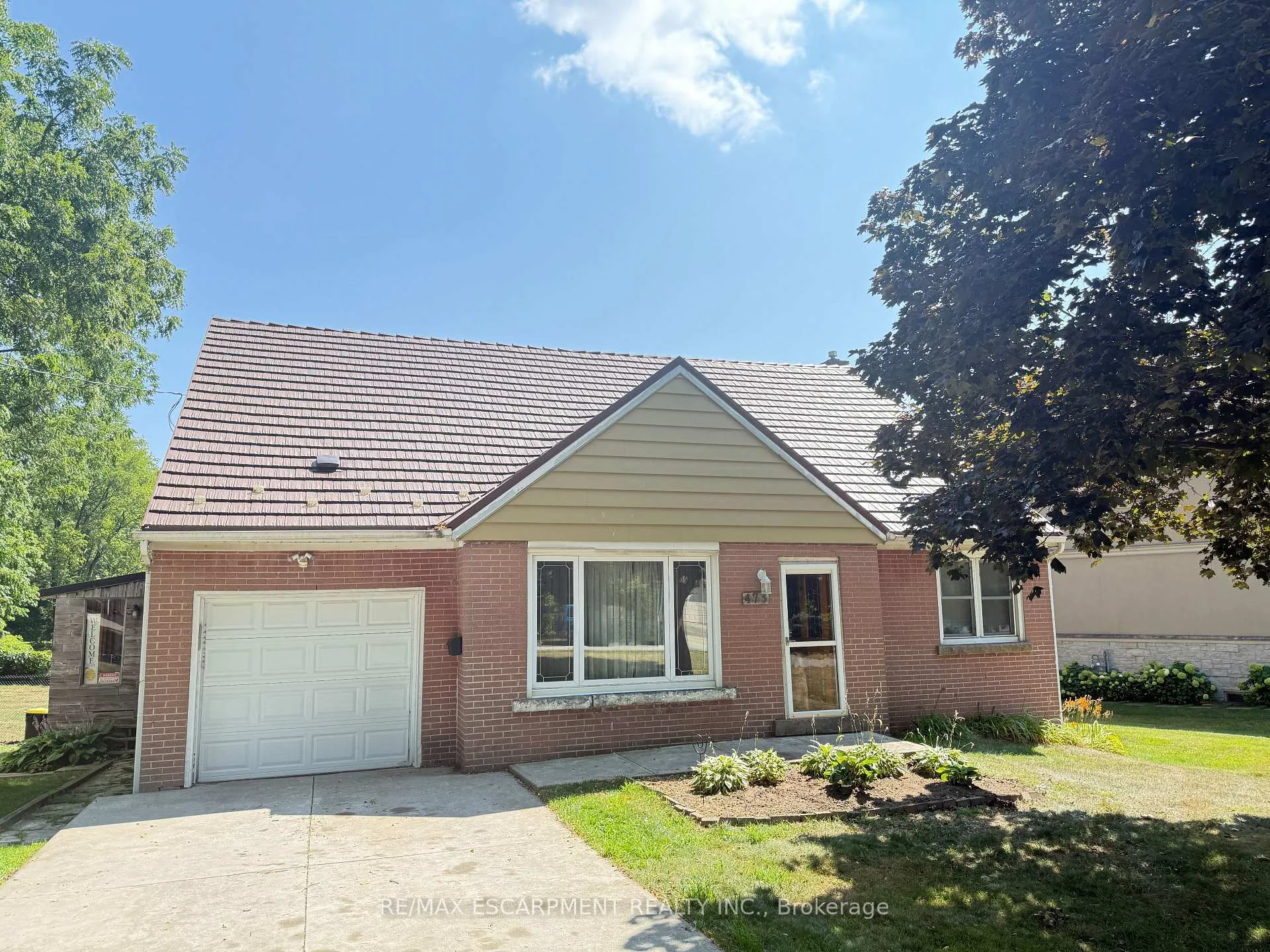 Photo 1 of 473 Hamilton Drive, Hamilton, Ancaster — HOMEH
