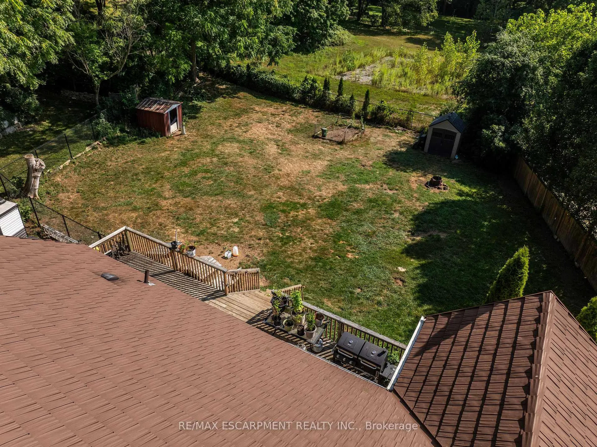 Photo 15 of 473 Hamilton Drive, Hamilton, Ancaster — HOMEH