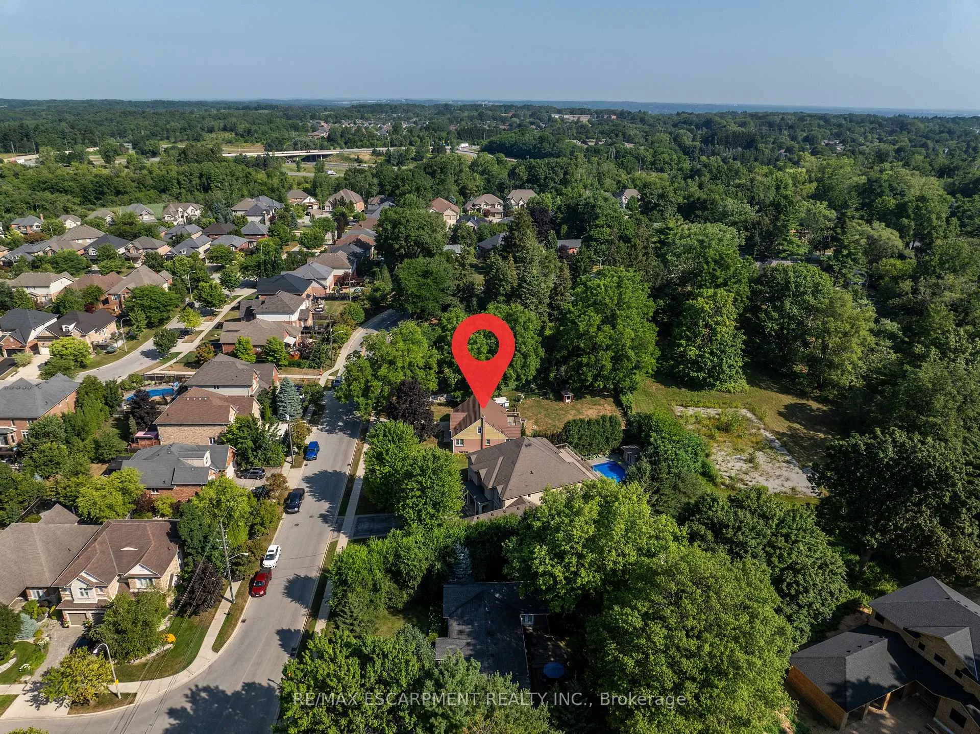 Photo 19 of 473 Hamilton Drive, Hamilton, Ancaster — HOMEH