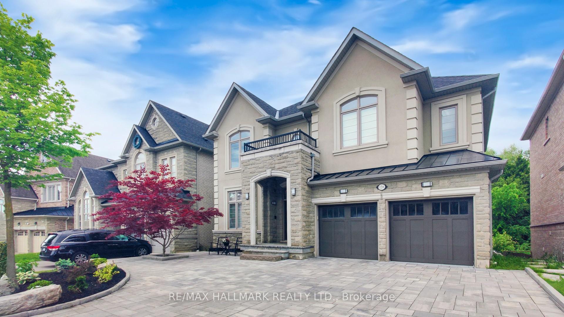 Front of 126 Sir Stevens Drive