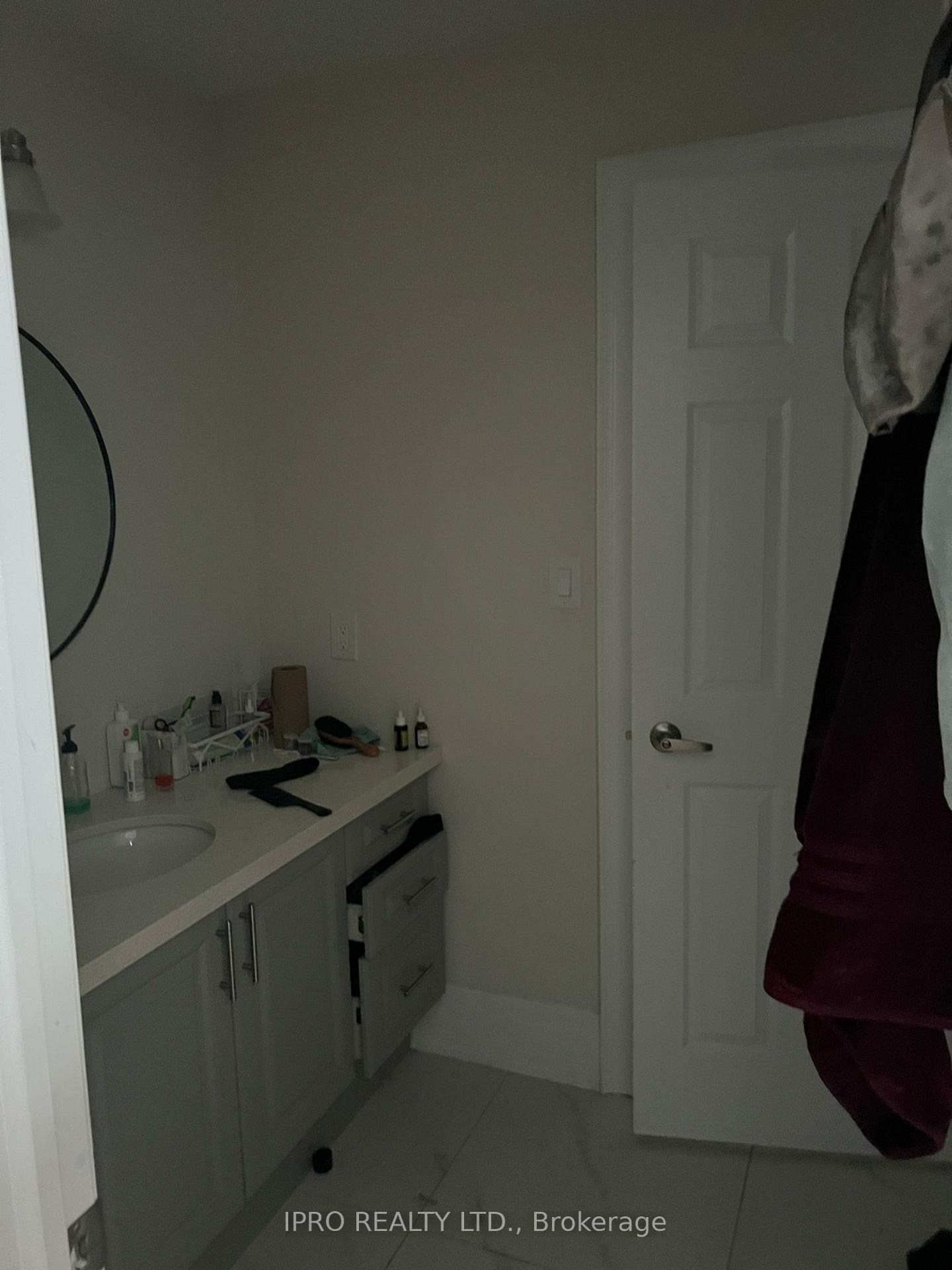 Photo 31 of 74 Ed Ewert Avenue, Clarington, Newcastle — HOMEH