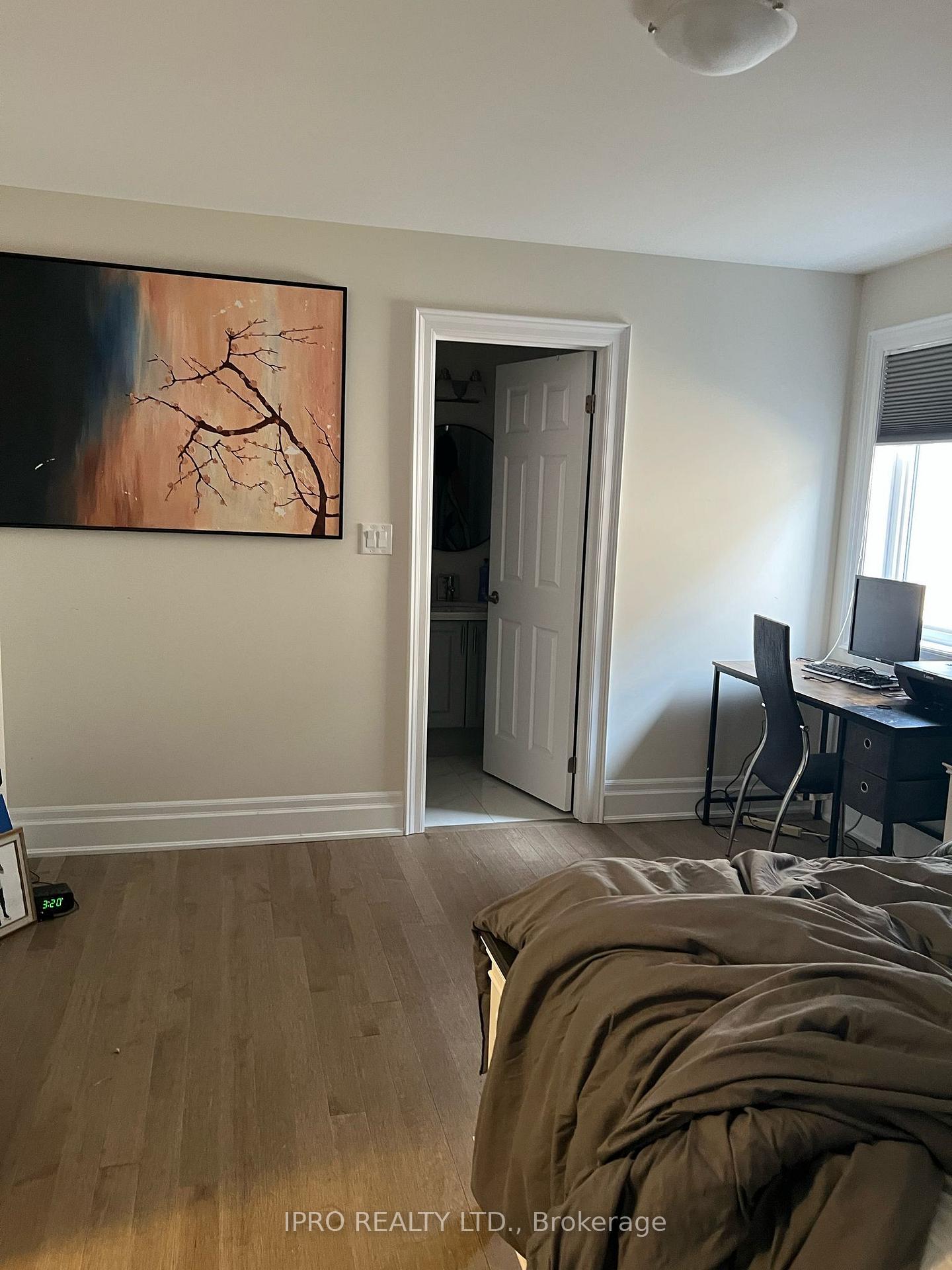 Photo 37 of 74 Ed Ewert Avenue, Clarington, Newcastle — HOMEH