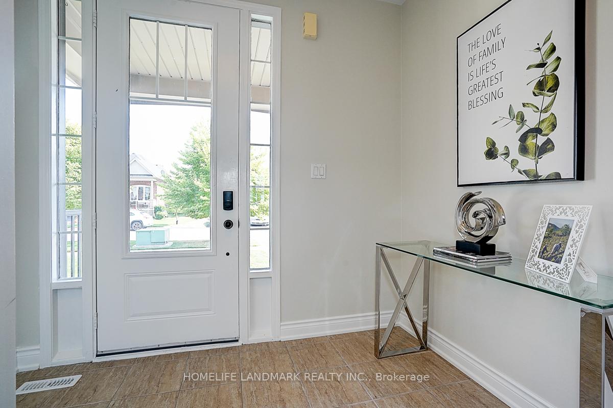 Photo 4 of 6 Keating Drive, Clarington, Newcastle — HOMEH