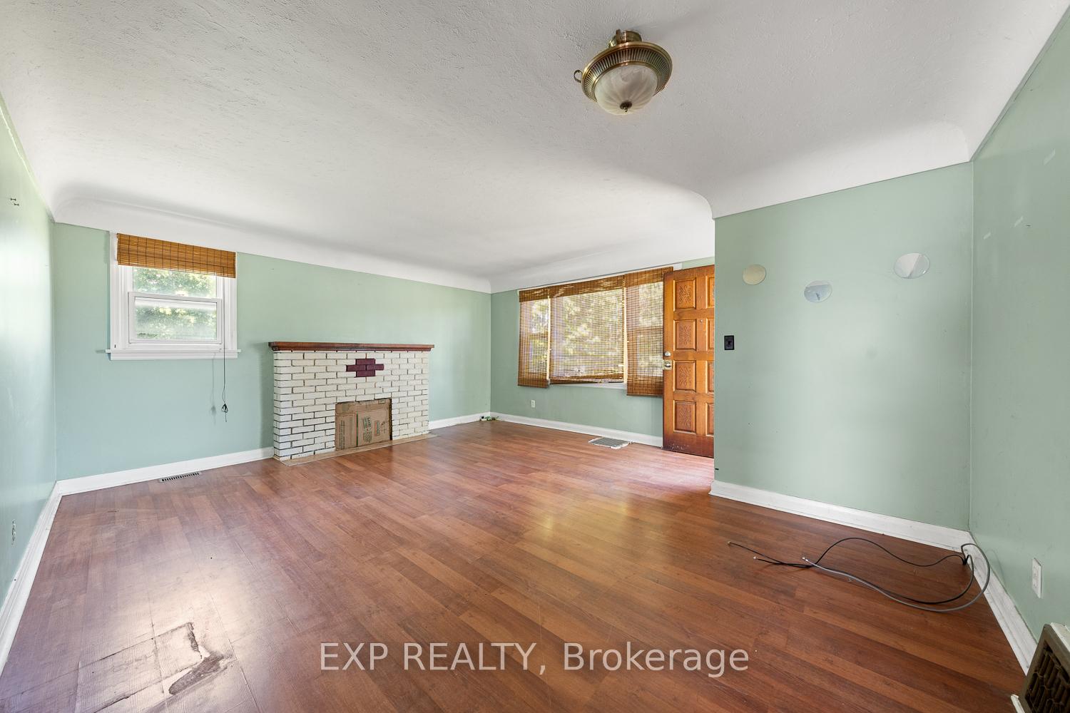 Photo 11 of 2030 Ritson Road N, Oshawa, Kedron — HOMEH