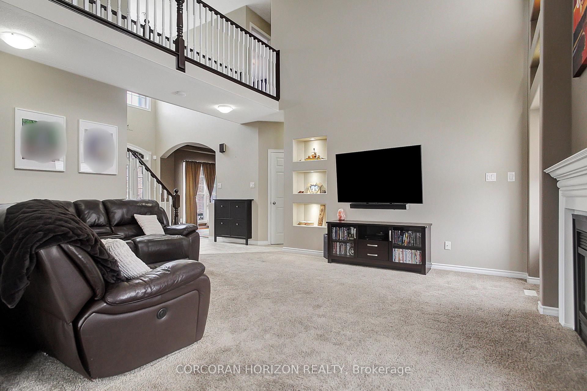 Photo 11 of 55 Woodcrest Court, Kitchener, Doon South — HOMEH