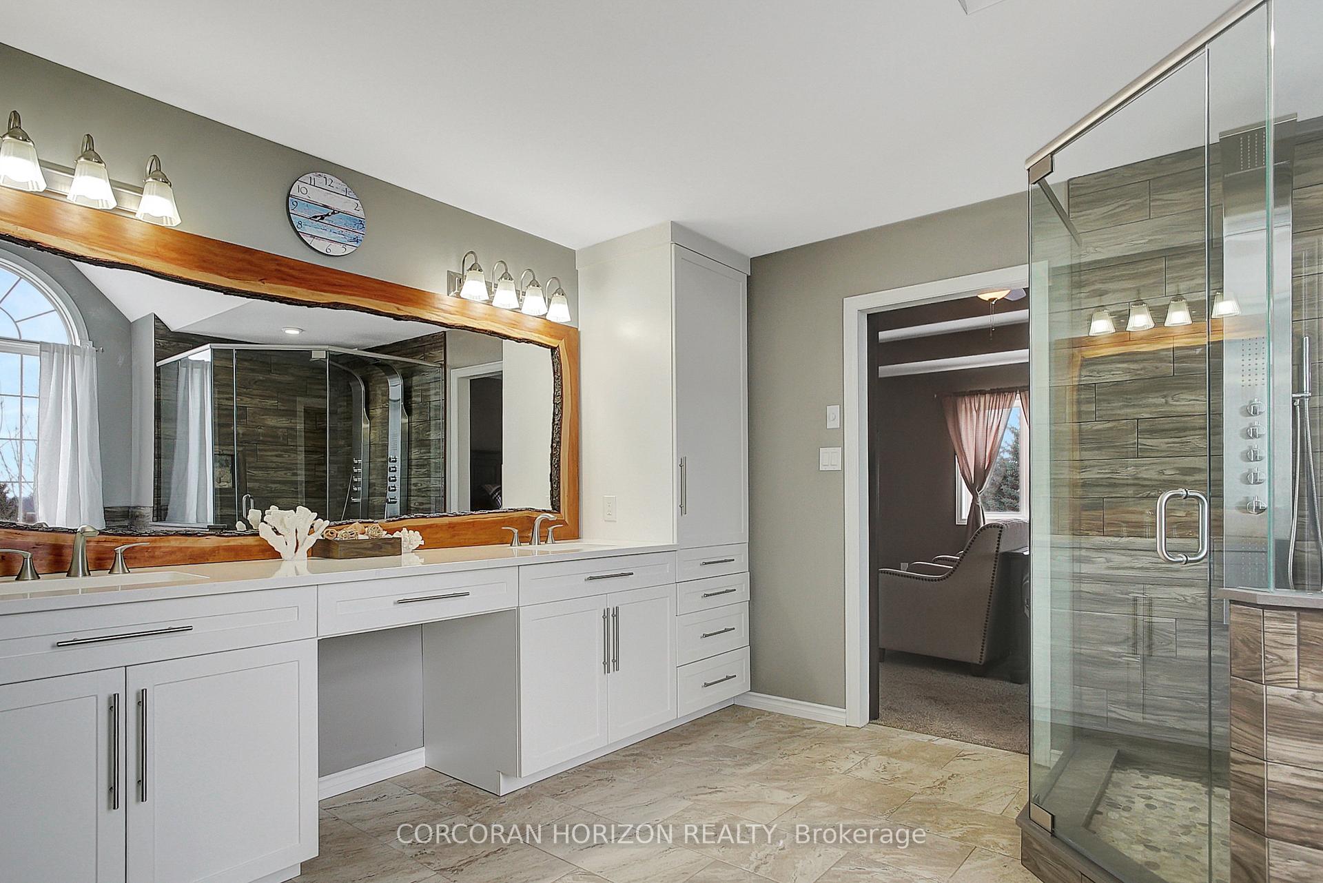 Photo 20 of 55 Woodcrest Court, Kitchener, Doon South — HOMEH