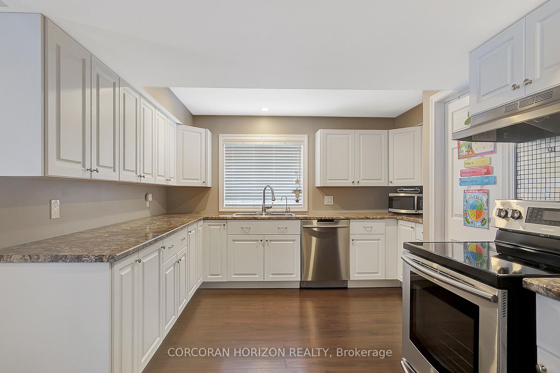 Photo 28 of 55 Woodcrest Court, Kitchener, Doon South — HOMEH