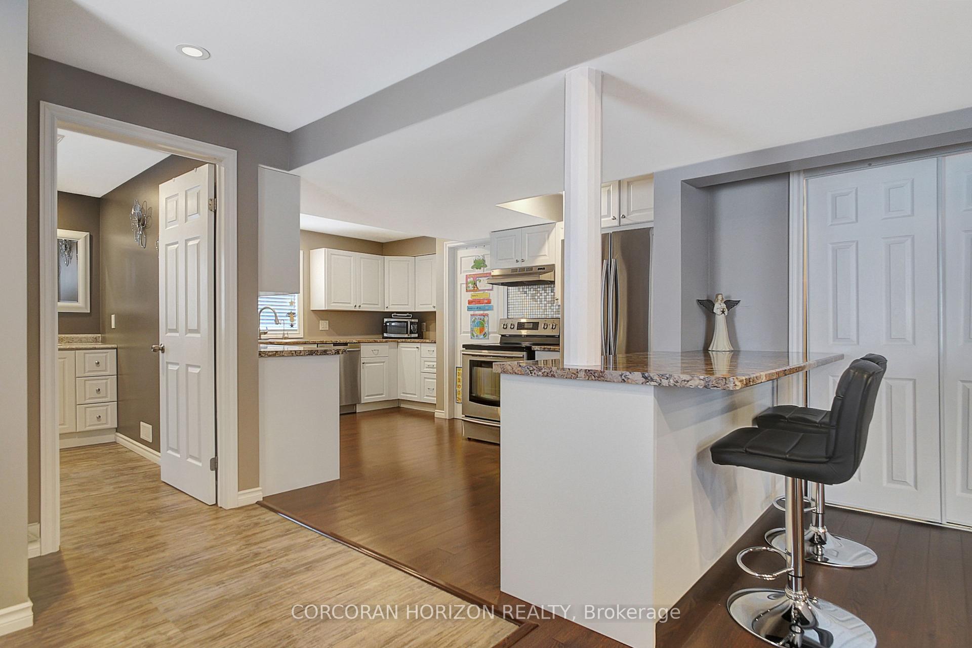 Photo 31 of 55 Woodcrest Court, Kitchener, Doon South — HOMEH