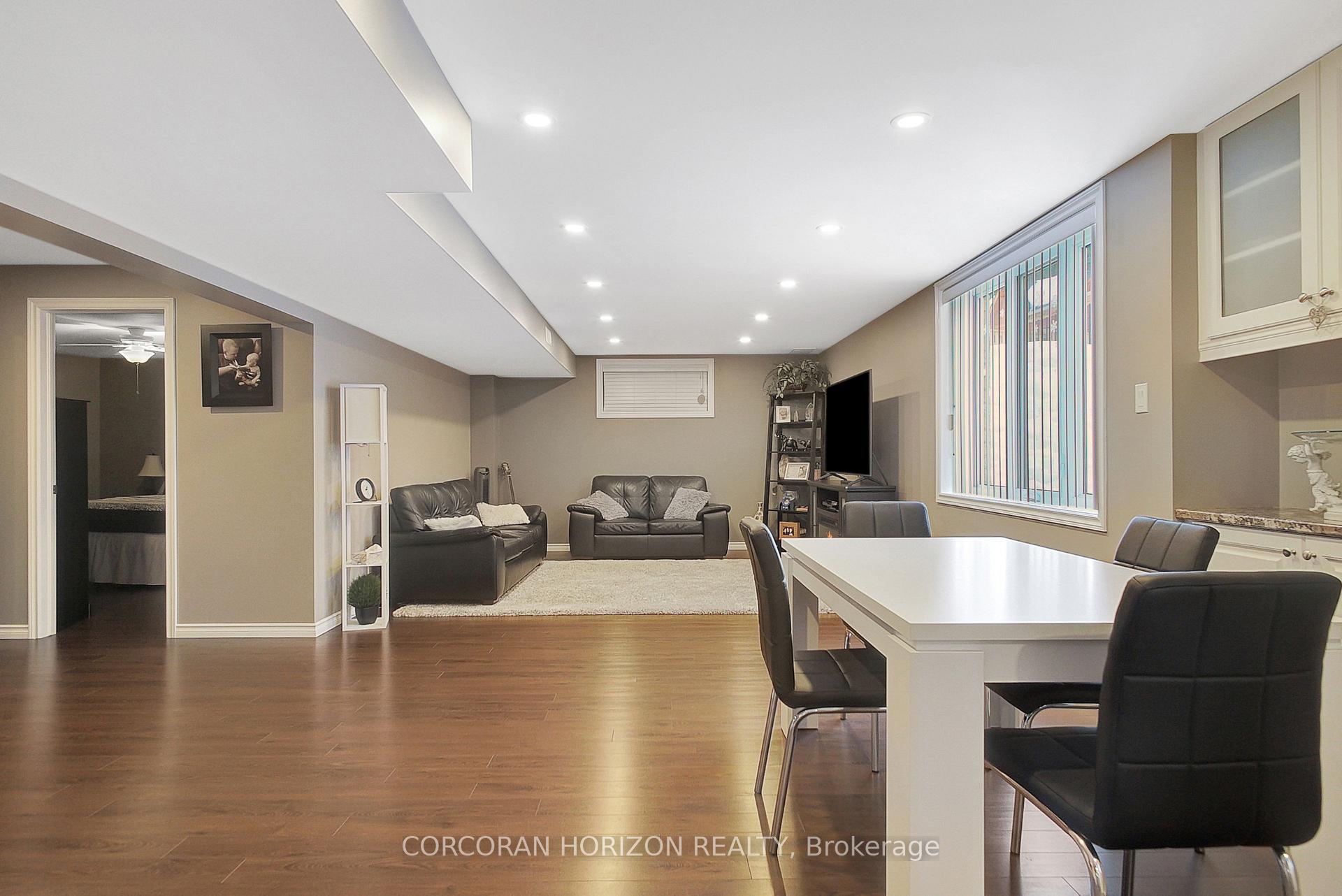 Photo 36 of 55 Woodcrest Court, Kitchener, Doon South — HOMEH
